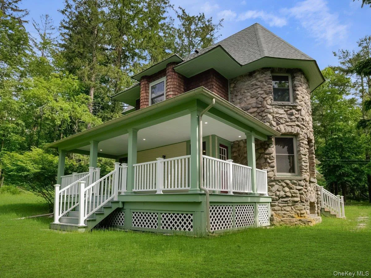 608 High Road, Lumberland, NY, 3 Bedrooms Bedrooms, 9 Rooms Rooms,2 BathroomsBathrooms,Residential,For Rent,High,0,1008788 608 High Road, Lumberland, NY, 3 Bedrooms Bedrooms, 9 Rooms Rooms,2 BathroomsBathrooms,Residential,For Rent,High,0,1008788