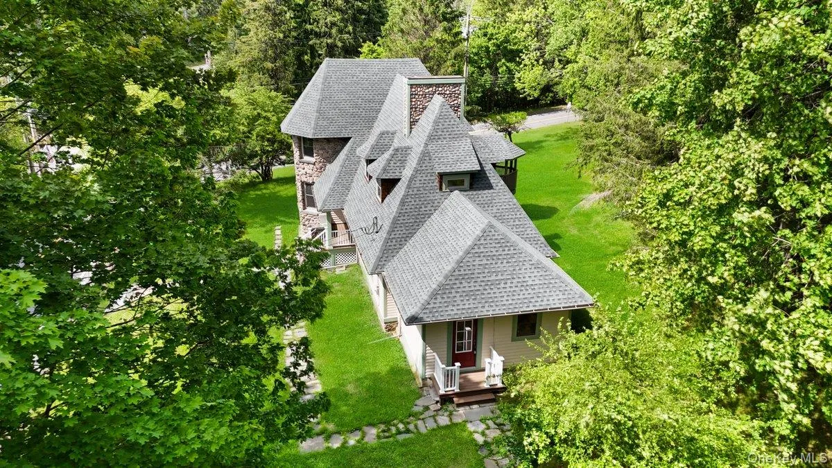 608 High Road, Lumberland, NY, 3 Bedrooms Bedrooms, 9 Rooms Rooms,2 BathroomsBathrooms,Residential,For Rent,High,0,1008788 608 High Road, Lumberland, NY, 3 Bedrooms Bedrooms, 9 Rooms Rooms,2 BathroomsBathrooms,Residential,For Rent,High,0,1008788