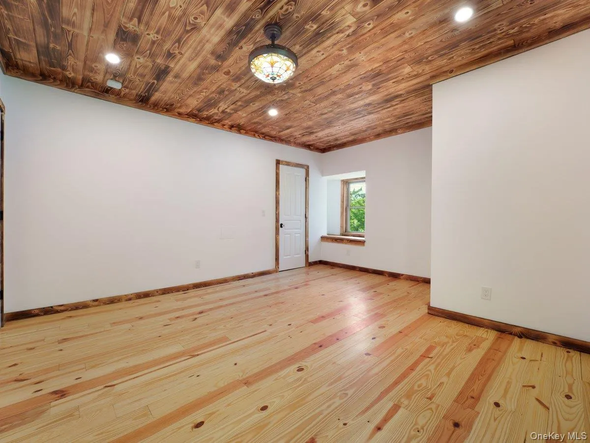 608 High Road, Lumberland, NY, 3 Bedrooms Bedrooms, 9 Rooms Rooms,2 BathroomsBathrooms,Residential,For Rent,High,0,1008788 608 High Road, Lumberland, NY, 3 Bedrooms Bedrooms, 9 Rooms Rooms,2 BathroomsBathrooms,Residential,For Rent,High,0,1008788