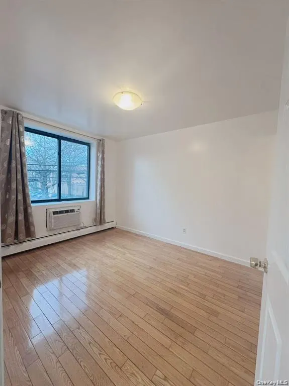 136-16 35th Avenue, New York, NY, 2 Bedrooms Bedrooms, 4 Rooms Rooms,2 BathroomsBathrooms,Residential,For Rent,35th,0,1008793 136-16 35th Avenue, New York, NY, 2 Bedrooms Bedrooms, 4 Rooms Rooms,2 BathroomsBathrooms,Residential,For Rent,35th,0,1008793