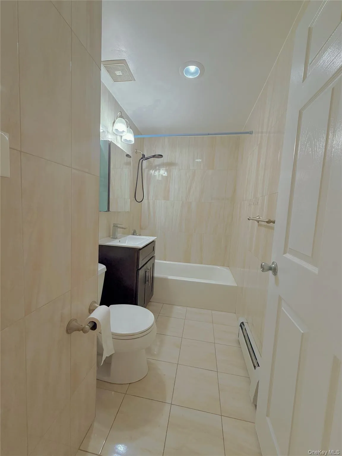 136-16 35th Avenue, New York, NY, 2 Bedrooms Bedrooms, 4 Rooms Rooms,2 BathroomsBathrooms,Residential,For Rent,35th,0,1008793 136-16 35th Avenue, New York, NY, 2 Bedrooms Bedrooms, 4 Rooms Rooms,2 BathroomsBathrooms,Residential,For Rent,35th,0,1008793