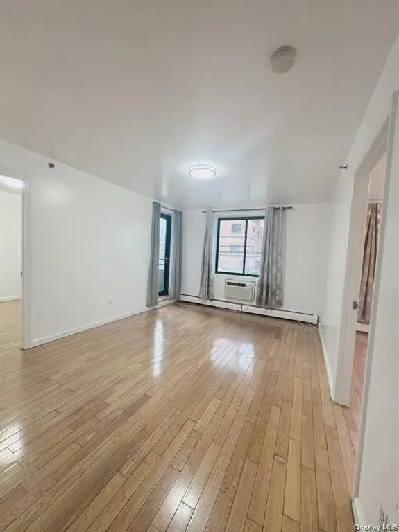 136-16 35th Avenue, New York, NY, 2 Bedrooms Bedrooms, 4 Rooms Rooms,2 BathroomsBathrooms,Residential,For Rent,35th,0,1008793 136-16 35th Avenue, New York, NY, 2 Bedrooms Bedrooms, 4 Rooms Rooms,2 BathroomsBathrooms,Residential,For Rent,35th,0,1008793