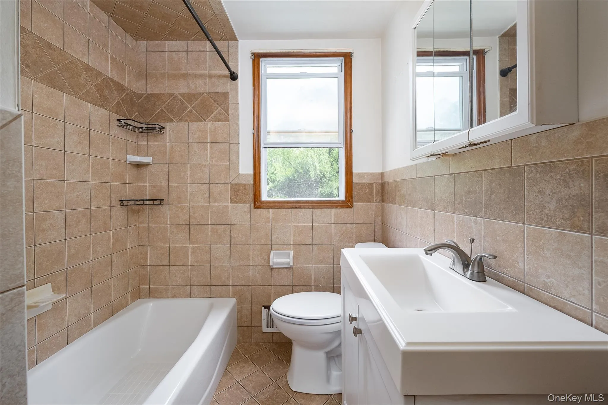 36 Marshall Road, Pleasant Valley, NY, 4 Bedrooms Bedrooms, 8 Rooms Rooms,2 BathroomsBathrooms,Residential,For Rent,Marshall,0,1008796 36 Marshall Road, Pleasant Valley, NY, 4 Bedrooms Bedrooms, 8 Rooms Rooms,2 BathroomsBathrooms,Residential,For Rent,Marshall,0,1008796