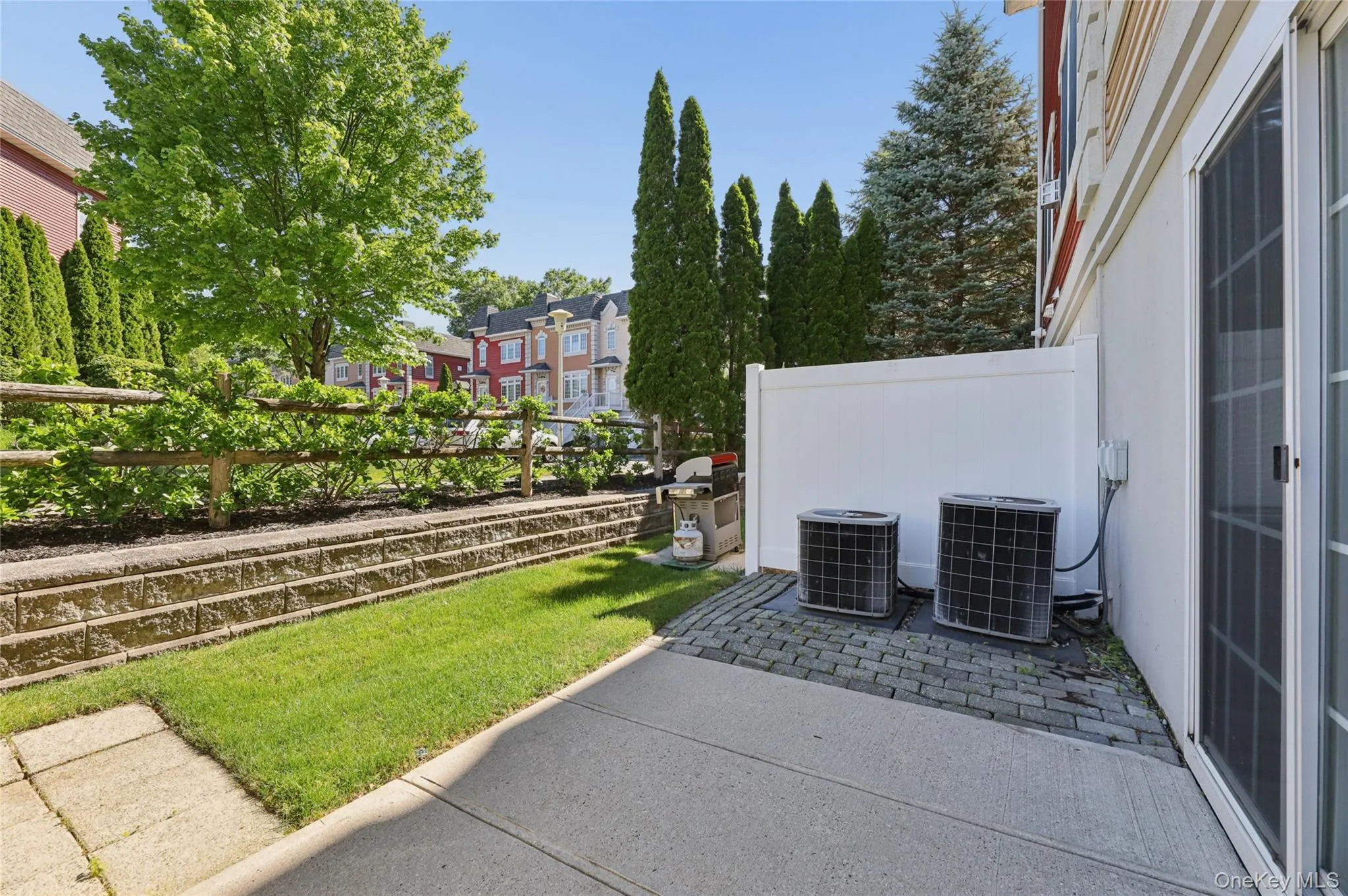 103 Alexander Court, Clarkstown, NY, 2 Bedrooms Bedrooms, 6 Rooms Rooms,2 BathroomsBathrooms,Residential,For Rent,Alexander,0,1008798 103 Alexander Court, Clarkstown, NY, 2 Bedrooms Bedrooms, 6 Rooms Rooms,2 BathroomsBathrooms,Residential,For Rent,Alexander,0,1008798