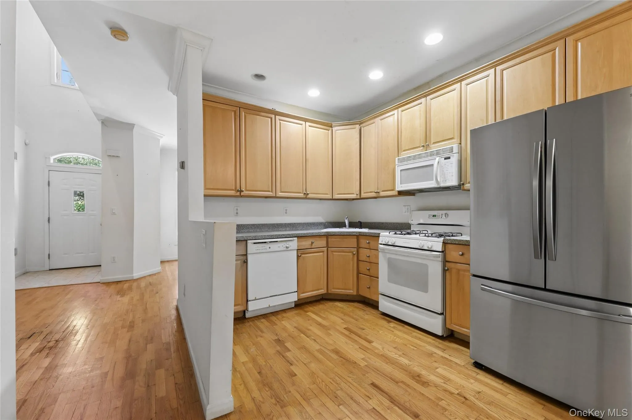 103 Alexander Court, Clarkstown, NY, 2 Bedrooms Bedrooms, 6 Rooms Rooms,2 BathroomsBathrooms,Residential,For Rent,Alexander,0,1008798 103 Alexander Court, Clarkstown, NY, 2 Bedrooms Bedrooms, 6 Rooms Rooms,2 BathroomsBathrooms,Residential,For Rent,Alexander,0,1008798