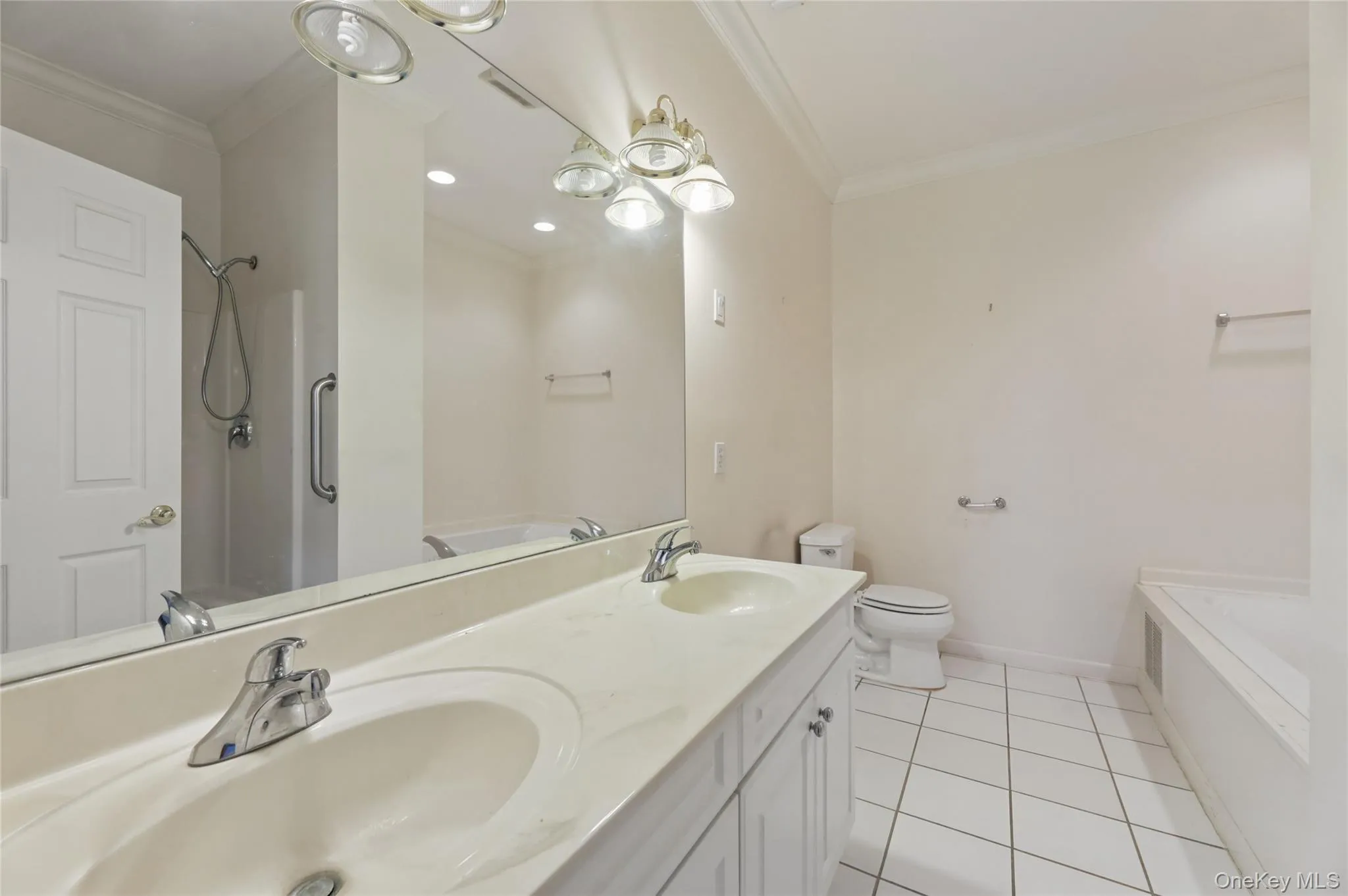 103 Alexander Court, Clarkstown, NY, 2 Bedrooms Bedrooms, 6 Rooms Rooms,2 BathroomsBathrooms,Residential,For Rent,Alexander,0,1008798 103 Alexander Court, Clarkstown, NY, 2 Bedrooms Bedrooms, 6 Rooms Rooms,2 BathroomsBathrooms,Residential,For Rent,Alexander,0,1008798