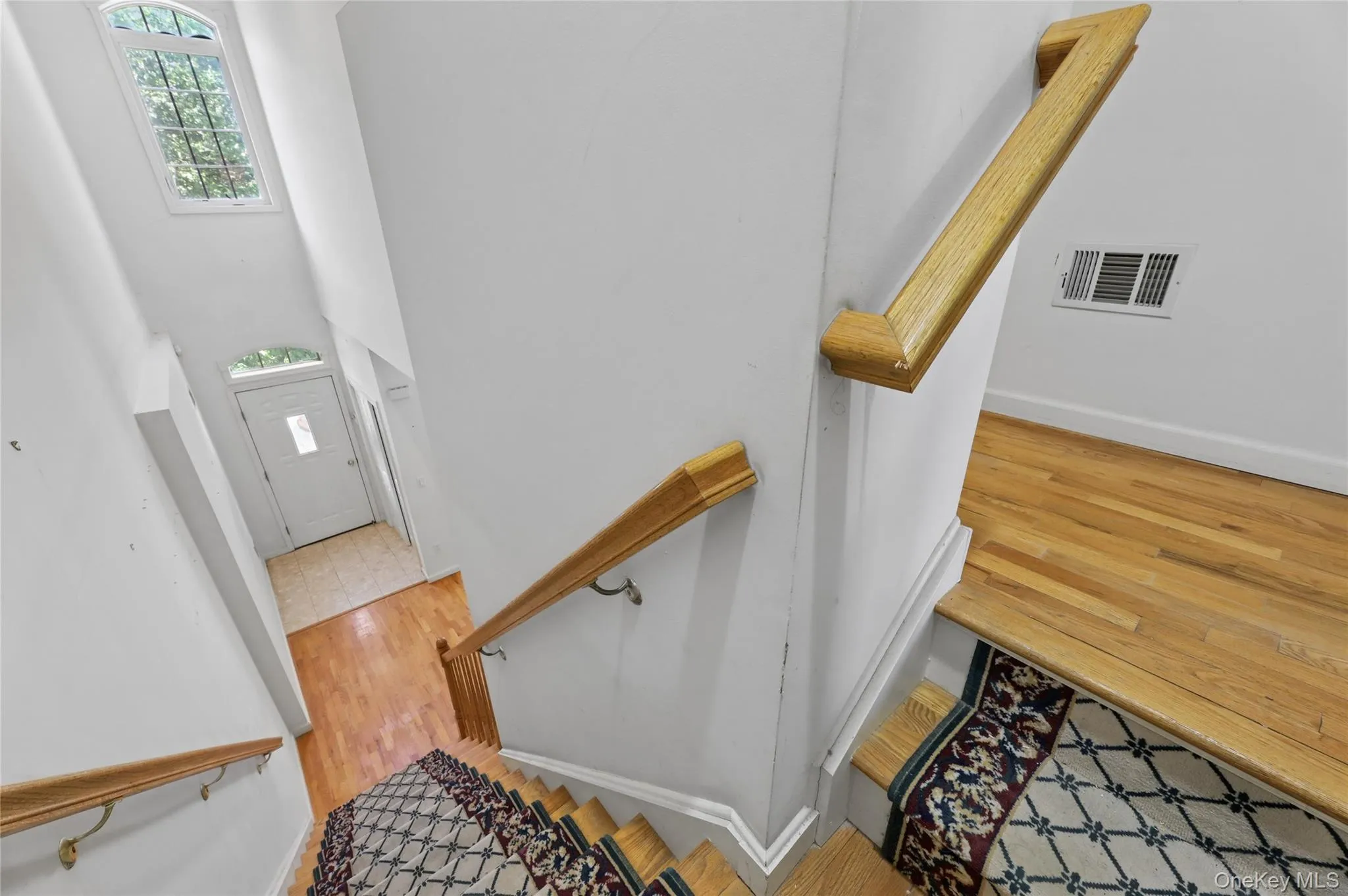 103 Alexander Court, Clarkstown, NY, 2 Bedrooms Bedrooms, 6 Rooms Rooms,2 BathroomsBathrooms,Residential,For Rent,Alexander,0,1008798 103 Alexander Court, Clarkstown, NY, 2 Bedrooms Bedrooms, 6 Rooms Rooms,2 BathroomsBathrooms,Residential,For Rent,Alexander,0,1008798