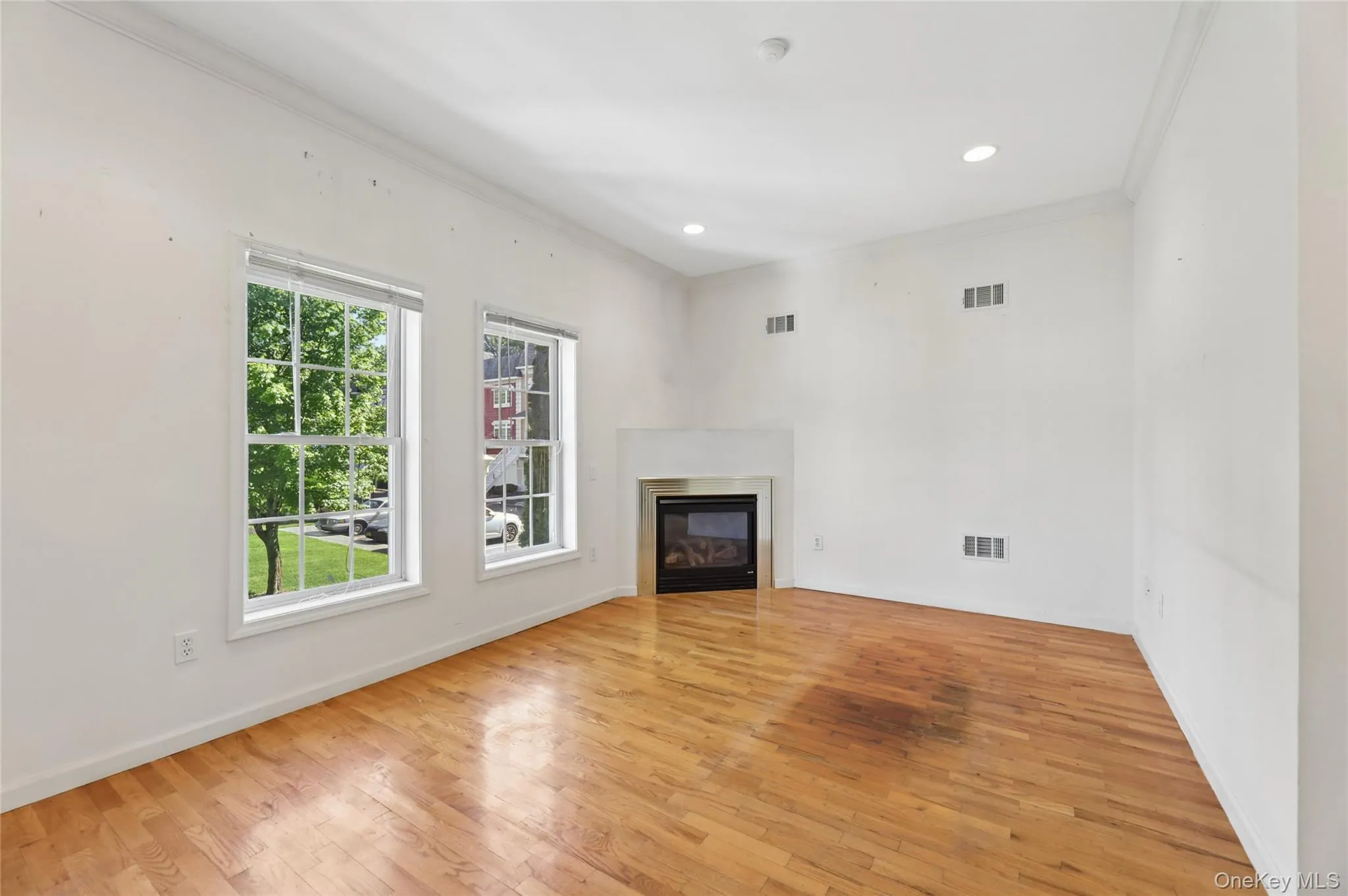 w/gas fireplace w/gas fireplace