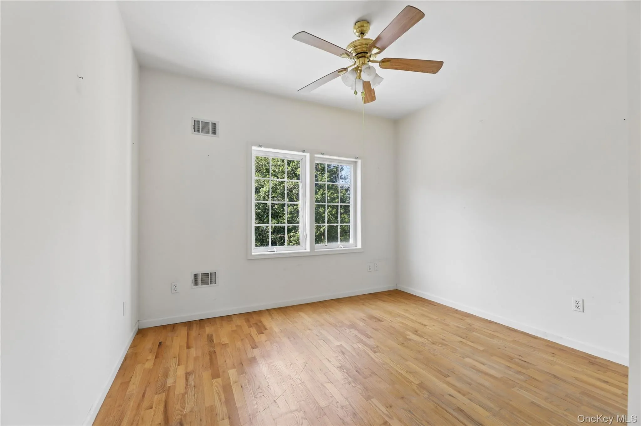 2nd bedroom 2nd bedroom