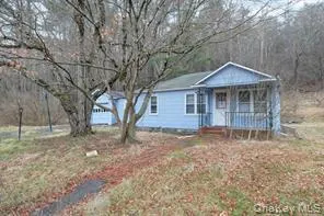 8834 Route 209, Wawarsing, NY, 3 Bedrooms Bedrooms, 5 Rooms Rooms,1 BathroomBathrooms,Residential Lease,For Rent,Route 209,0,1008799 8834 Route 209, Wawarsing, NY, 3 Bedrooms Bedrooms, 5 Rooms Rooms,1 BathroomBathrooms,Residential Lease,For Rent,Route 209,0,1008799