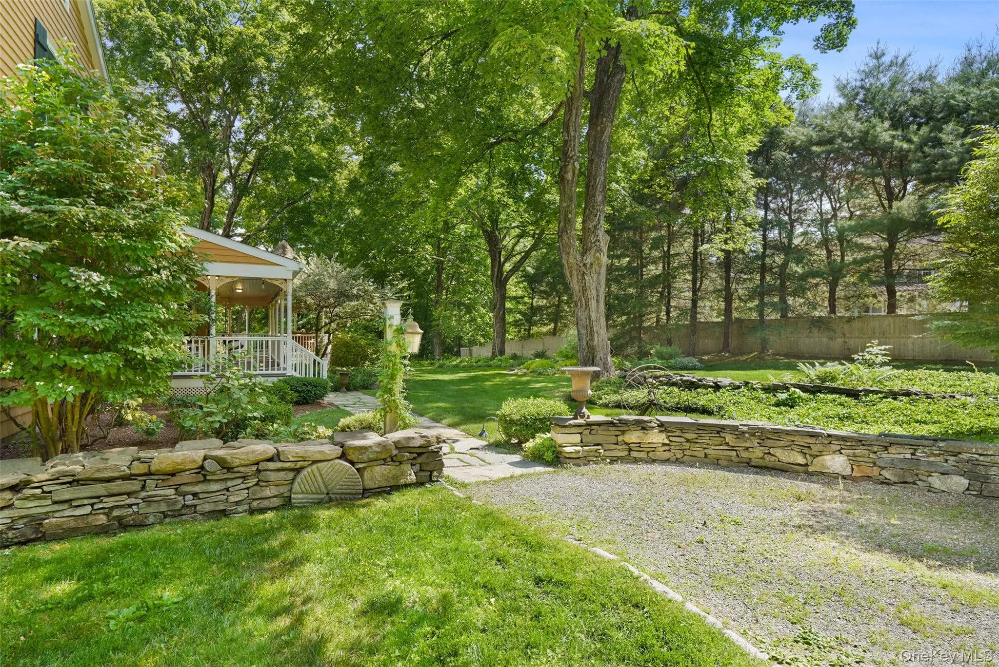 161 Ridgefield Avenue, Lewisboro, NY, 6 Bedrooms Bedrooms, 12 Rooms Rooms,3 BathroomsBathrooms,Residential,For Rent,Ridgefield,0,1008806 161 Ridgefield Avenue, Lewisboro, NY, 6 Bedrooms Bedrooms, 12 Rooms Rooms,3 BathroomsBathrooms,Residential,For Rent,Ridgefield,0,1008806
