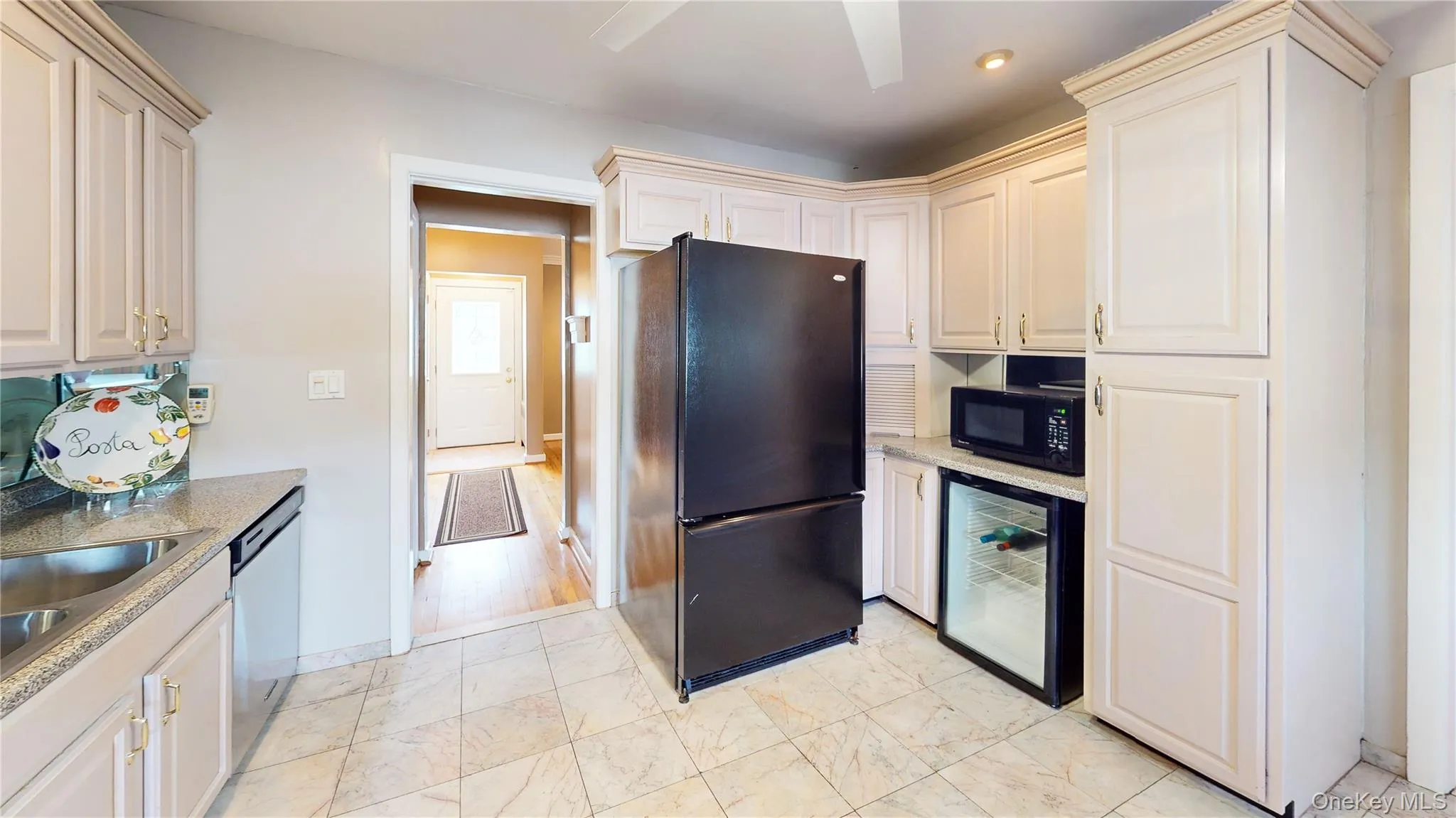 41 Westbrook Lane, Hempstead, NY, 4 Bedrooms Bedrooms, 9 Rooms Rooms,4 BathroomsBathrooms,Residential,For Rent,Westbrook,0,1008816 41 Westbrook Lane, Hempstead, NY, 4 Bedrooms Bedrooms, 9 Rooms Rooms,4 BathroomsBathrooms,Residential,For Rent,Westbrook,0,1008816