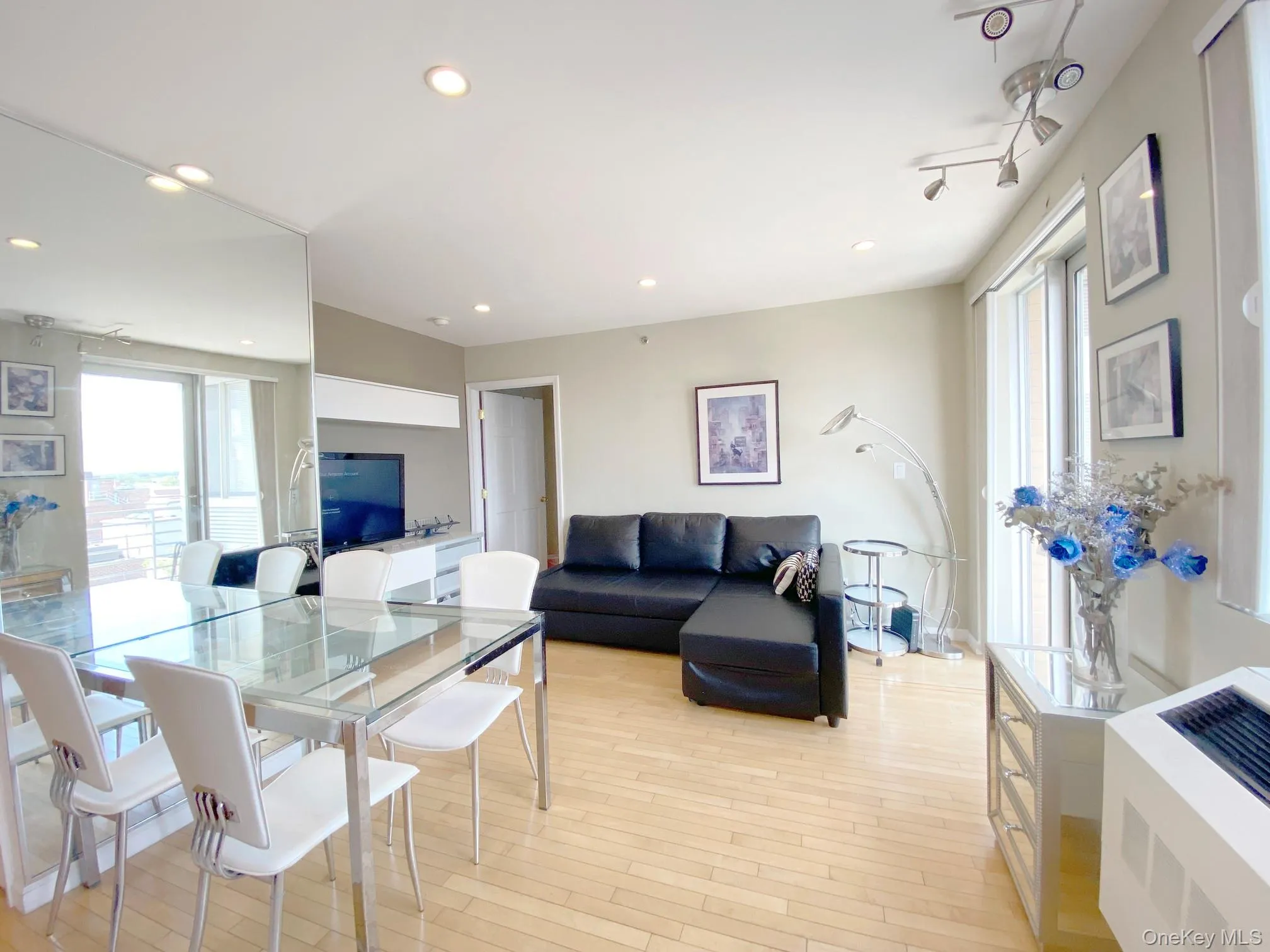 143-26 41st Avenue, New York, NY, 1 Bedroom Bedrooms, 4 Rooms Rooms,1 BathroomBathrooms,Residential,For Rent,41st,0,1008820 143-26 41st Avenue, New York, NY, 1 Bedroom Bedrooms, 4 Rooms Rooms,1 BathroomBathrooms,Residential,For Rent,41st,0,1008820