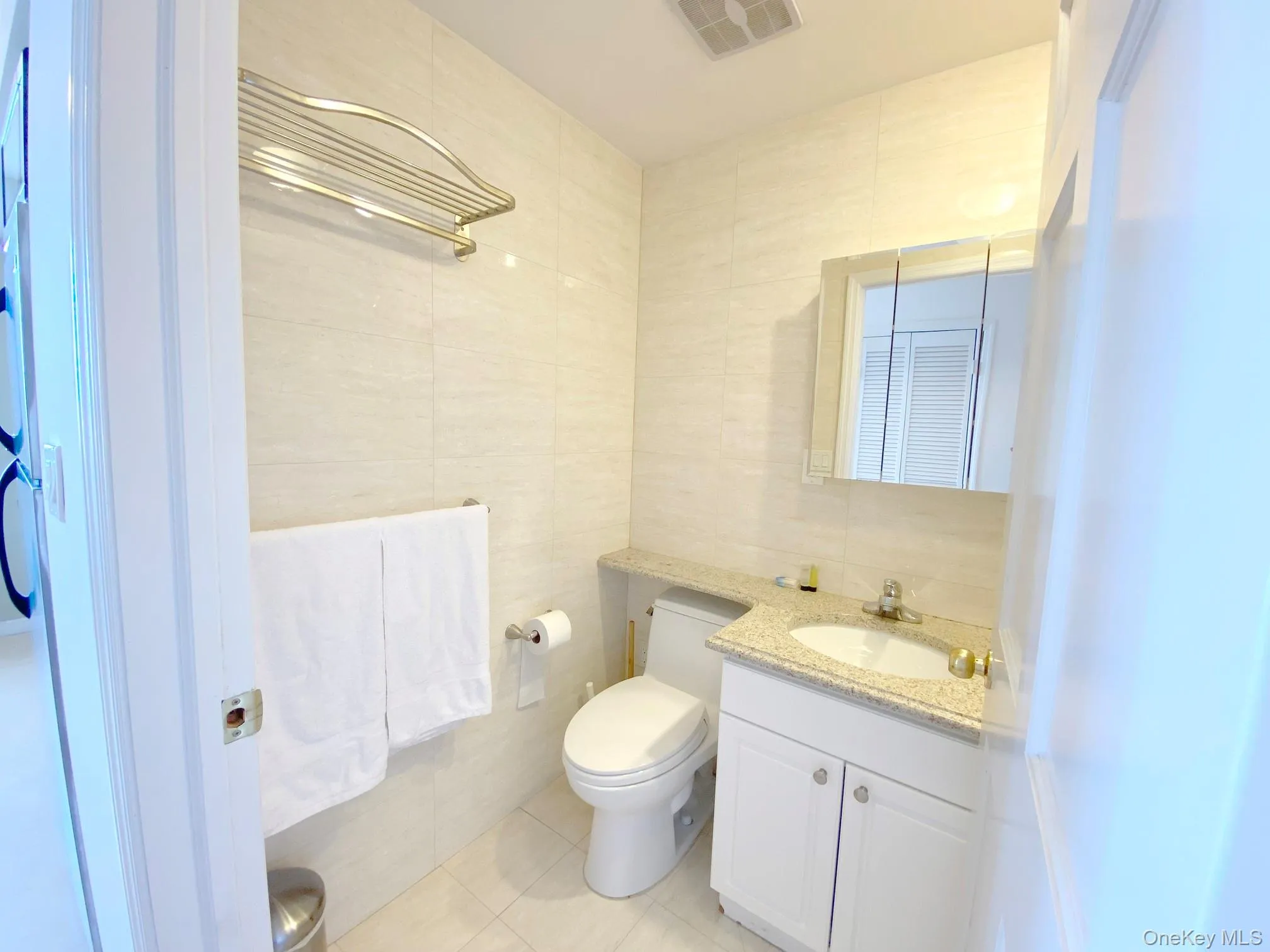 143-26 41st Avenue, New York, NY, 1 Bedroom Bedrooms, 4 Rooms Rooms,1 BathroomBathrooms,Residential,For Rent,41st,0,1008820 143-26 41st Avenue, New York, NY, 1 Bedroom Bedrooms, 4 Rooms Rooms,1 BathroomBathrooms,Residential,For Rent,41st,0,1008820