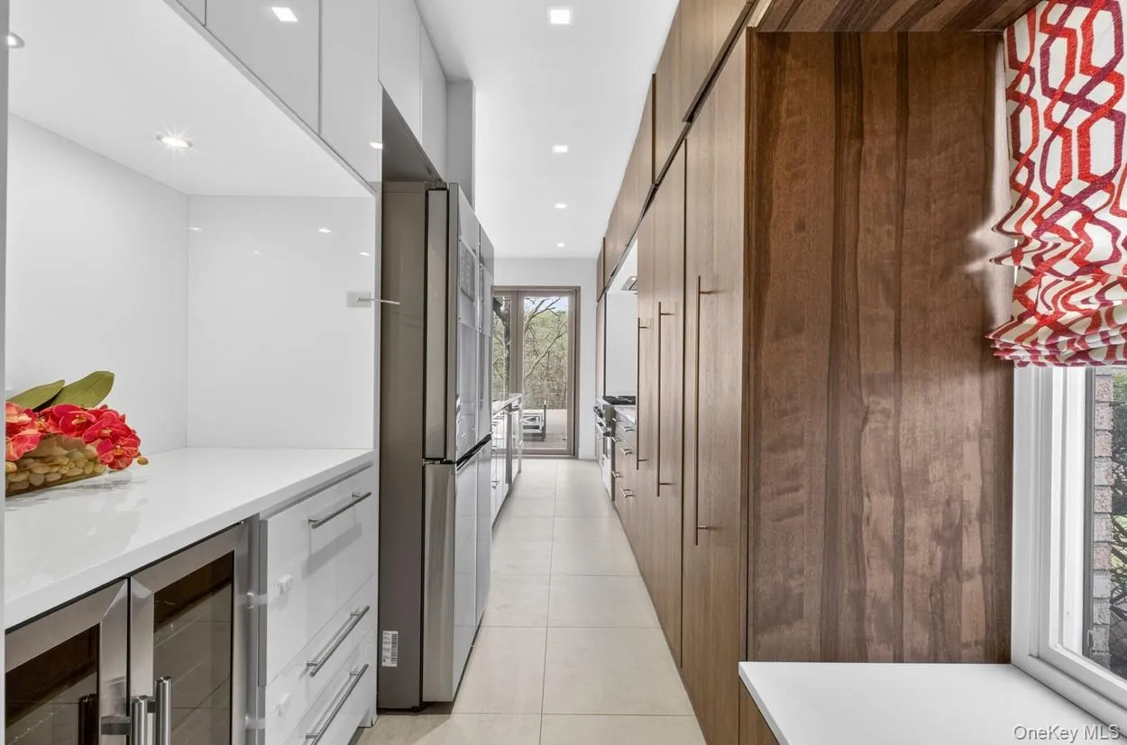 7112 242nd Street, New York, NY, 4 Bedrooms Bedrooms, 12 Rooms Rooms,4 BathroomsBathrooms,Residential,For Rent,242nd,0,1008824 7112 242nd Street, New York, NY, 4 Bedrooms Bedrooms, 12 Rooms Rooms,4 BathroomsBathrooms,Residential,For Rent,242nd,0,1008824