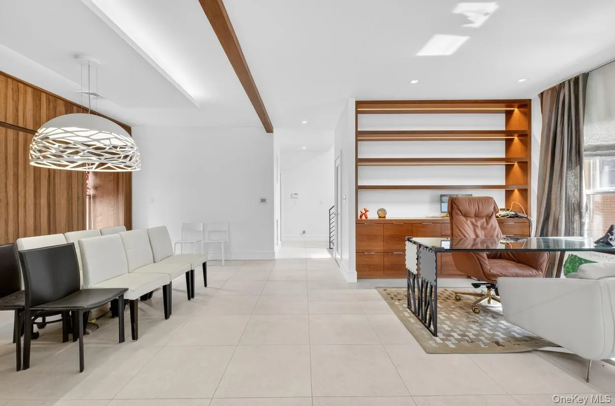 7112 242nd Street, New York, NY, 4 Bedrooms Bedrooms, 12 Rooms Rooms,4 BathroomsBathrooms,Residential,For Rent,242nd,0,1008824 7112 242nd Street, New York, NY, 4 Bedrooms Bedrooms, 12 Rooms Rooms,4 BathroomsBathrooms,Residential,For Rent,242nd,0,1008824