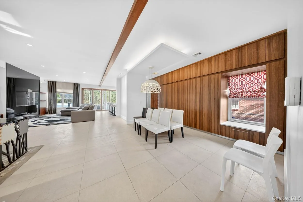 7112 242nd Street, New York, NY, 4 Bedrooms Bedrooms, 12 Rooms Rooms,4 BathroomsBathrooms,Residential,For Rent,242nd,0,1008824 7112 242nd Street, New York, NY, 4 Bedrooms Bedrooms, 12 Rooms Rooms,4 BathroomsBathrooms,Residential,For Rent,242nd,0,1008824
