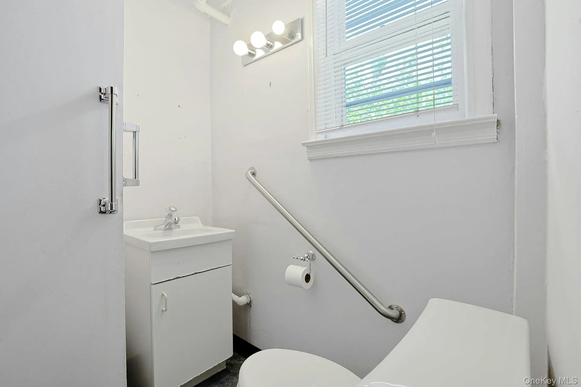 Powder Room 1st Floor Powder Room 1st Floor