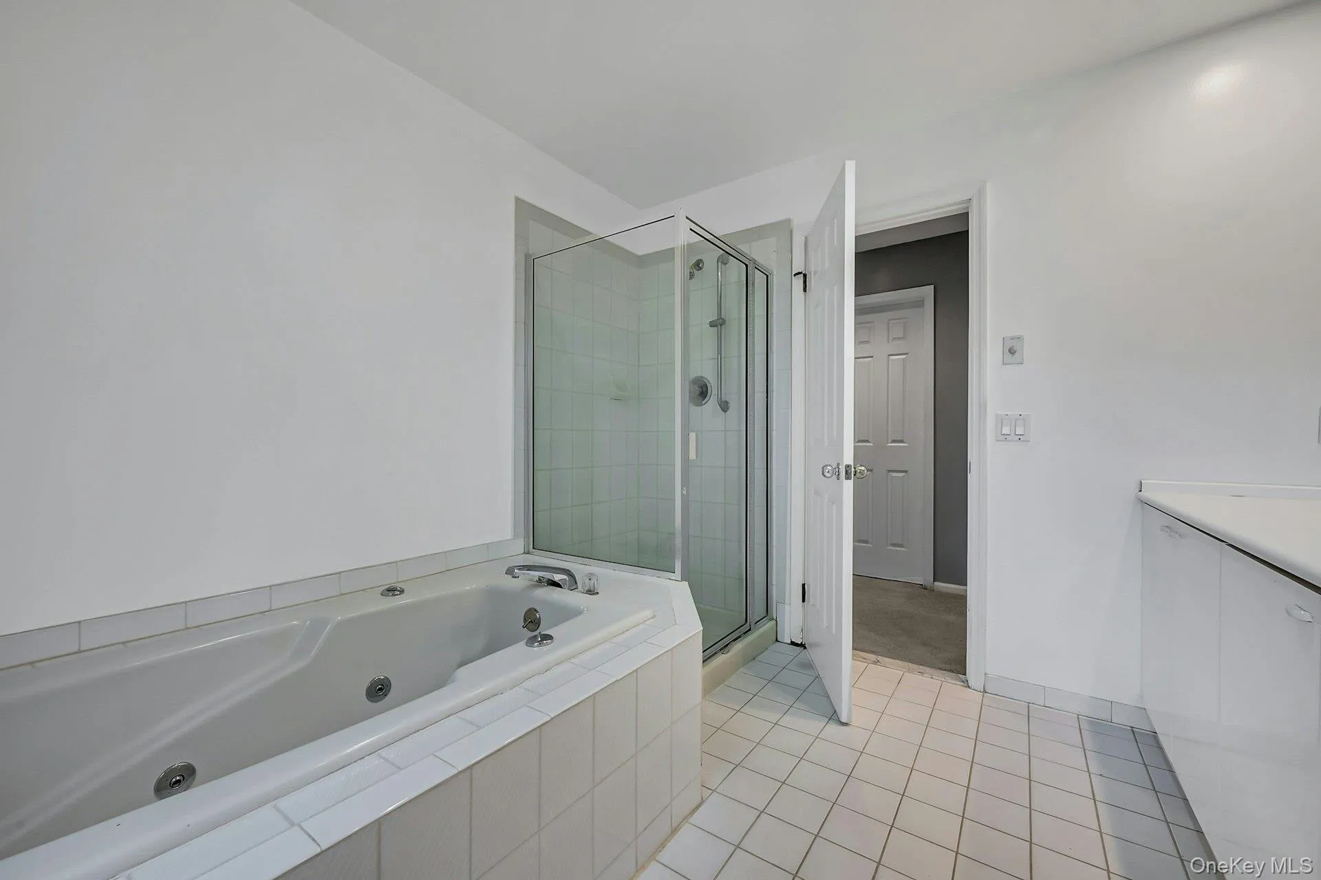 24 Ray Place, Eastchester, NY, 2 Bedrooms Bedrooms, 5 Rooms Rooms,2 BathroomsBathrooms,Residential,For Rent,Ray,0,1008840 24 Ray Place, Eastchester, NY, 2 Bedrooms Bedrooms, 5 Rooms Rooms,2 BathroomsBathrooms,Residential,For Rent,Ray,0,1008840