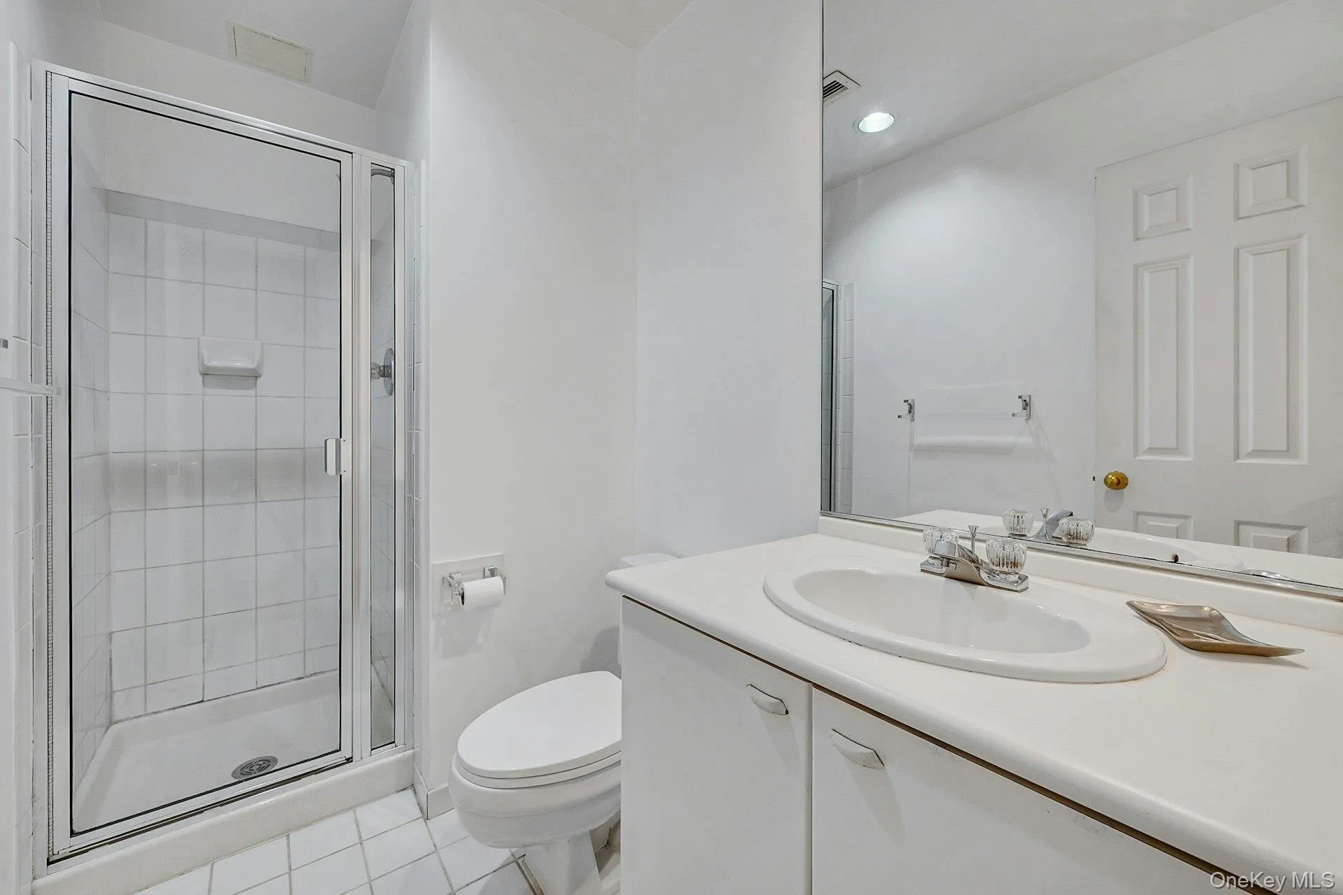 24 Ray Place, Eastchester, NY, 2 Bedrooms Bedrooms, 5 Rooms Rooms,2 BathroomsBathrooms,Residential,For Rent,Ray,0,1008840 24 Ray Place, Eastchester, NY, 2 Bedrooms Bedrooms, 5 Rooms Rooms,2 BathroomsBathrooms,Residential,For Rent,Ray,0,1008840