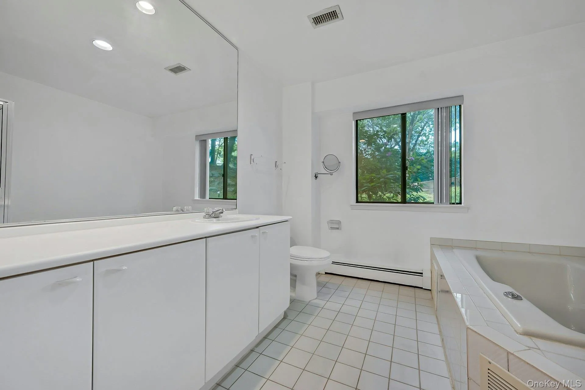 24 Ray Place, Eastchester, NY, 2 Bedrooms Bedrooms, 5 Rooms Rooms,2 BathroomsBathrooms,Residential,For Rent,Ray,0,1008840 24 Ray Place, Eastchester, NY, 2 Bedrooms Bedrooms, 5 Rooms Rooms,2 BathroomsBathrooms,Residential,For Rent,Ray,0,1008840
