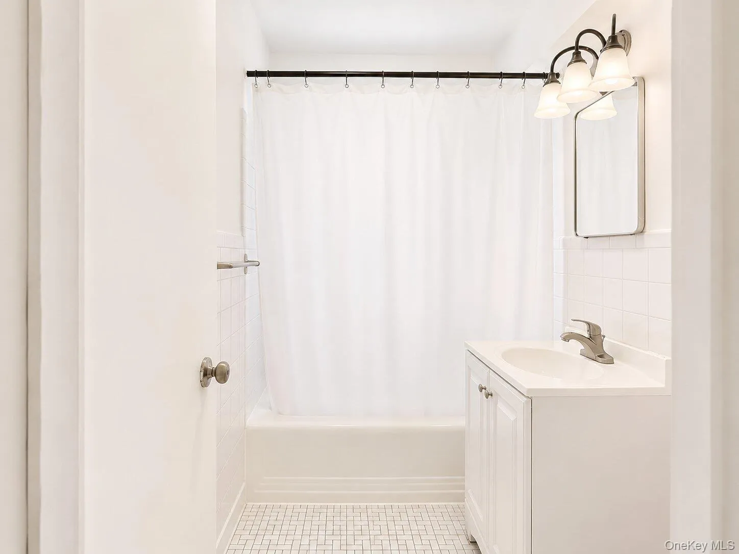 4295 Webster Avenue, New York, NY, 2 Bedrooms Bedrooms, 1 Room Rooms,1 BathroomBathrooms,Residential,For Rent,Webster,0,1008851 4295 Webster Avenue, New York, NY, 2 Bedrooms Bedrooms, 1 Room Rooms,1 BathroomBathrooms,Residential,For Rent,Webster,0,1008851