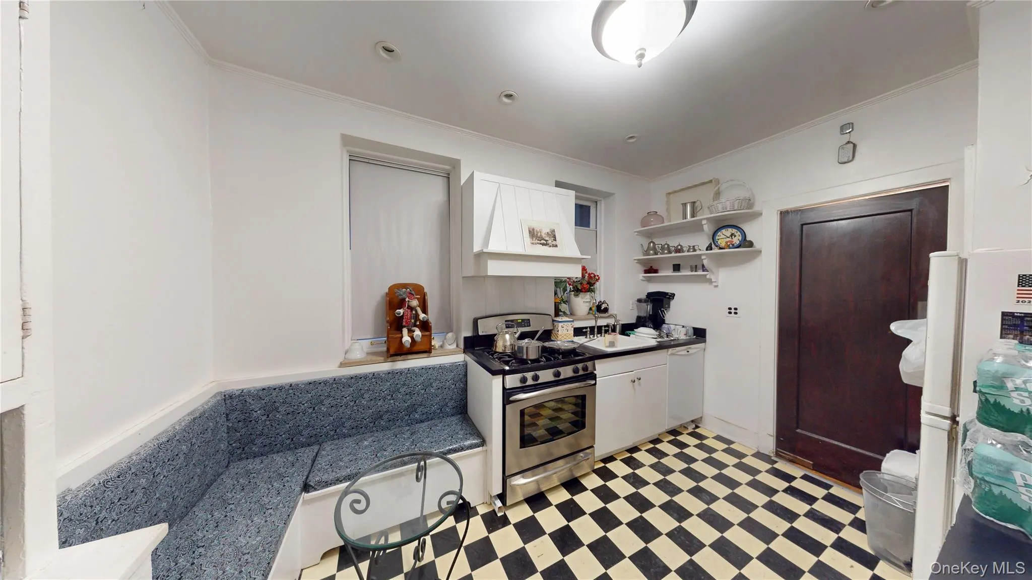 34-37 80th Street, New York, NY, 3 Bedrooms Bedrooms, 6 Rooms Rooms,2 BathroomsBathrooms,Residential,For Rent,80th,0,1008853 34-37 80th Street, New York, NY, 3 Bedrooms Bedrooms, 6 Rooms Rooms,2 BathroomsBathrooms,Residential,For Rent,80th,0,1008853