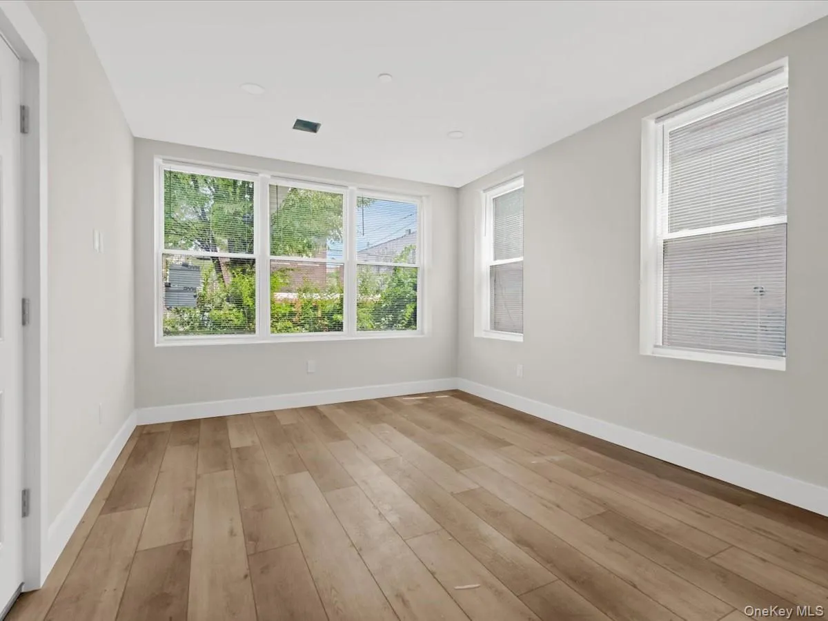 910 226th Street, New York, NY, 3 Bedrooms Bedrooms, 5 Rooms Rooms,2 BathroomsBathrooms,Residential Lease,For Rent,226th,0,KEY1008855 910 226th Street, New York, NY, 3 Bedrooms Bedrooms, 5 Rooms Rooms,2 BathroomsBathrooms,Residential Lease,For Rent,226th,0,KEY1008855
