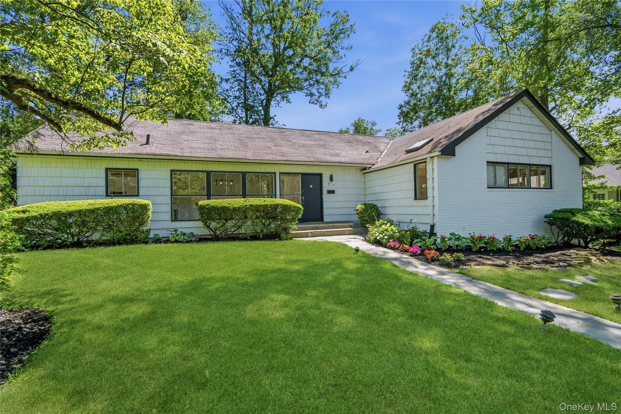155 Birch Drive, North Hempstead, NY, 4 Bedrooms Bedrooms, 9 Rooms Rooms,3 BathroomsBathrooms,Residential,For Rent,Birch,0,1008858 155 Birch Drive, North Hempstead, NY, 4 Bedrooms Bedrooms, 9 Rooms Rooms,3 BathroomsBathrooms,Residential,For Rent,Birch,0,1008858
