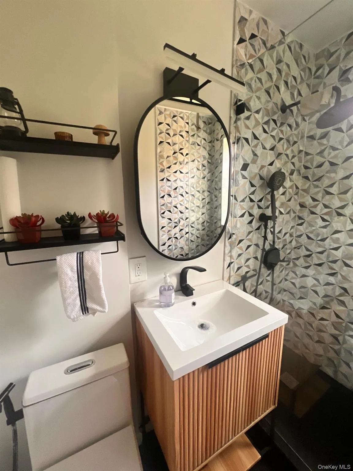 14 Broadway, Greenburgh, NY, 2 Bedrooms Bedrooms, 5 Rooms Rooms,1 BathroomBathrooms,Residential,For Rent,Broadway,0,1008859 14 Broadway, Greenburgh, NY, 2 Bedrooms Bedrooms, 5 Rooms Rooms,1 BathroomBathrooms,Residential,For Rent,Broadway,0,1008859