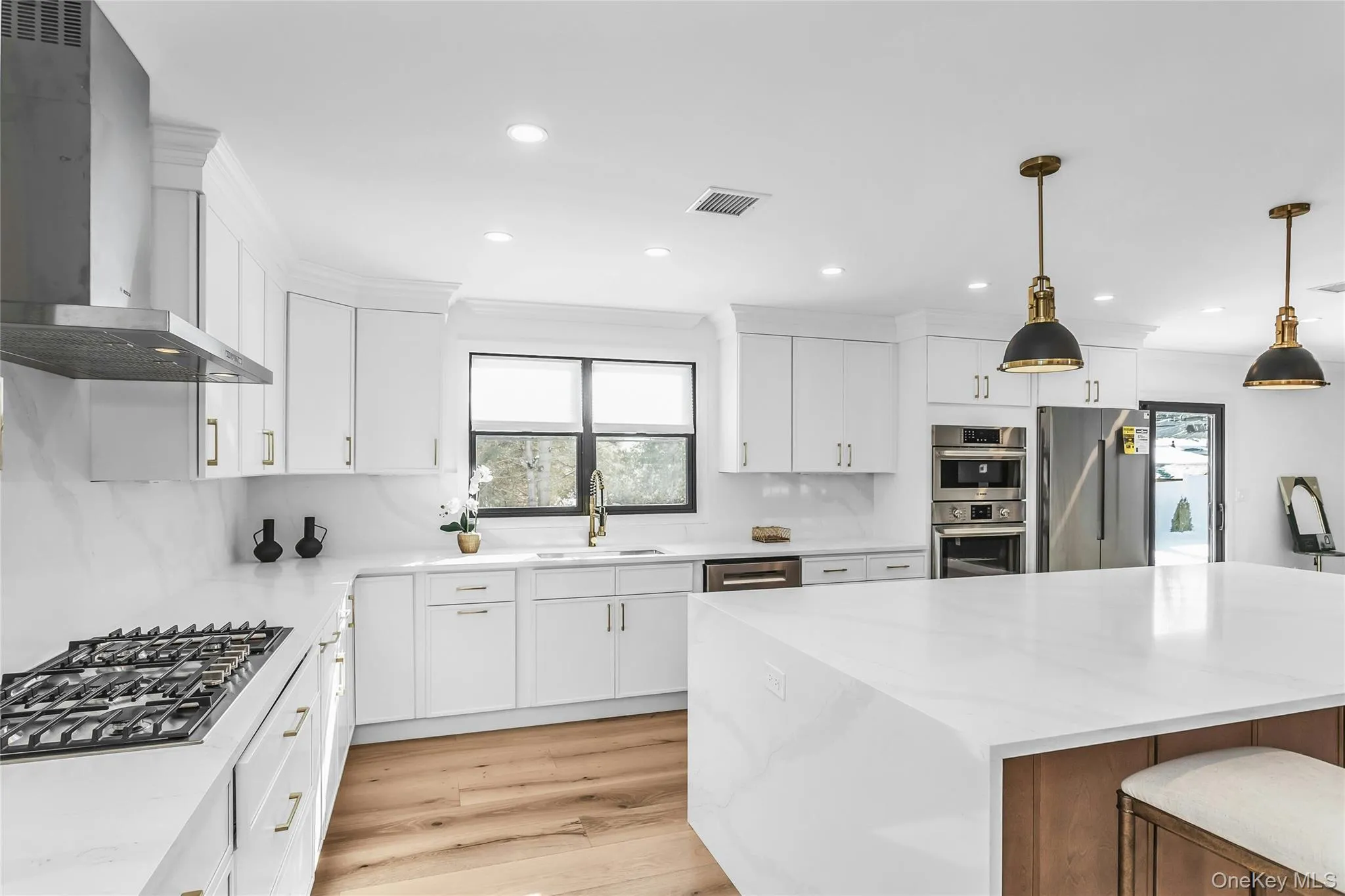 8 Allison Drive, Oyster Bay, NY, 5 Bedrooms Bedrooms, 9 Rooms Rooms,5 BathroomsBathrooms,Residential,For Rent,Allison,0,1008869 8 Allison Drive, Oyster Bay, NY, 5 Bedrooms Bedrooms, 9 Rooms Rooms,5 BathroomsBathrooms,Residential,For Rent,Allison,0,1008869