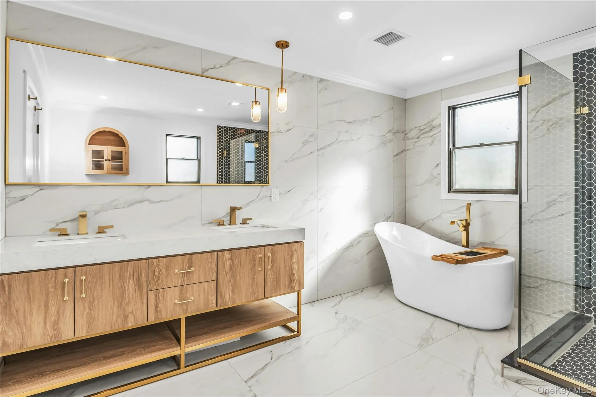 8 Allison Drive, Oyster Bay, NY, 5 Bedrooms Bedrooms, 9 Rooms Rooms,5 BathroomsBathrooms,Residential,For Rent,Allison,0,1008869 8 Allison Drive, Oyster Bay, NY, 5 Bedrooms Bedrooms, 9 Rooms Rooms,5 BathroomsBathrooms,Residential,For Rent,Allison,0,1008869