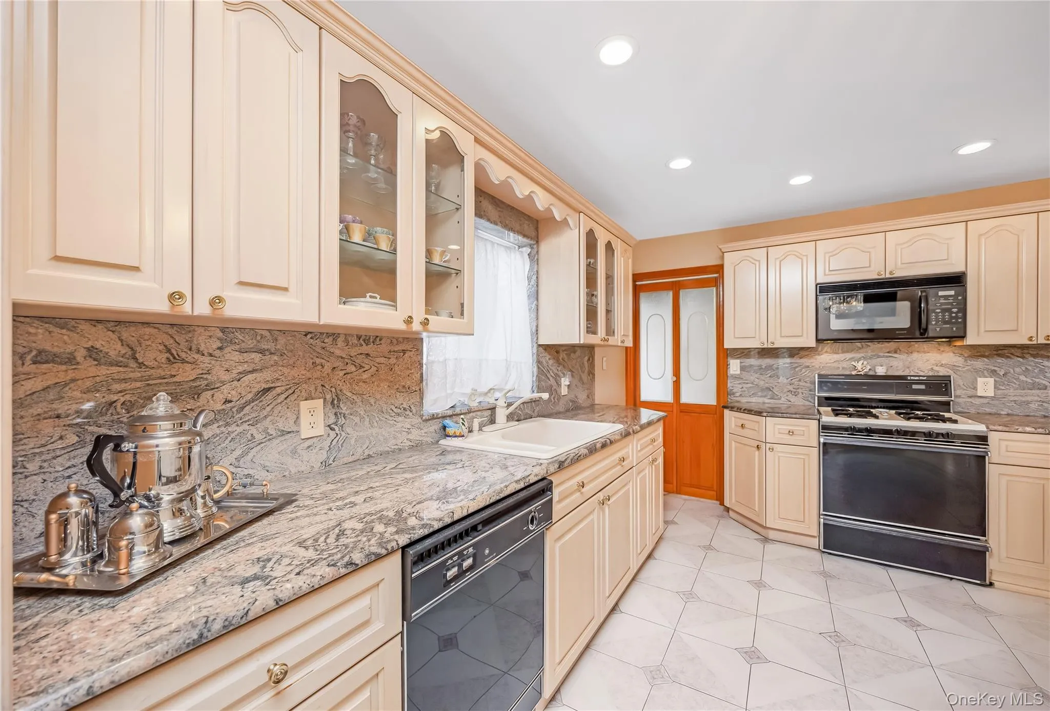 147-58 7th Avenue, New York, NY, 2 Bedrooms Bedrooms, 5 Rooms Rooms,2 BathroomsBathrooms,Residential,For Rent,7th,0,1008880 147-58 7th Avenue, New York, NY, 2 Bedrooms Bedrooms, 5 Rooms Rooms,2 BathroomsBathrooms,Residential,For Rent,7th,0,1008880