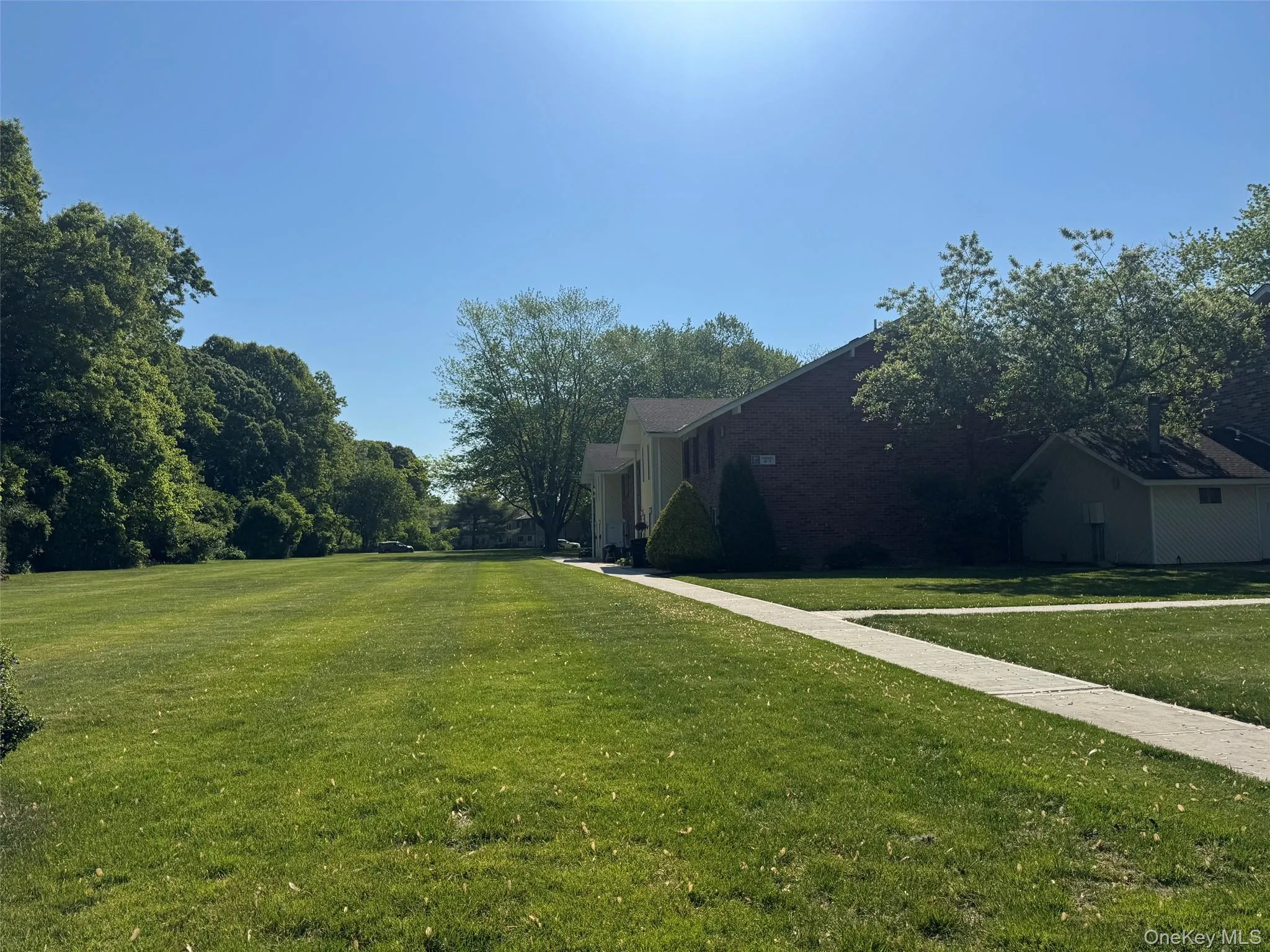 18 Navajo Court, Brookhaven, NY, 1 Bedroom Bedrooms, 3 Rooms Rooms,1 BathroomBathrooms,Residential,For Rent,Navajo,0,1008885 18 Navajo Court, Brookhaven, NY, 1 Bedroom Bedrooms, 3 Rooms Rooms,1 BathroomBathrooms,Residential,For Rent,Navajo,0,1008885