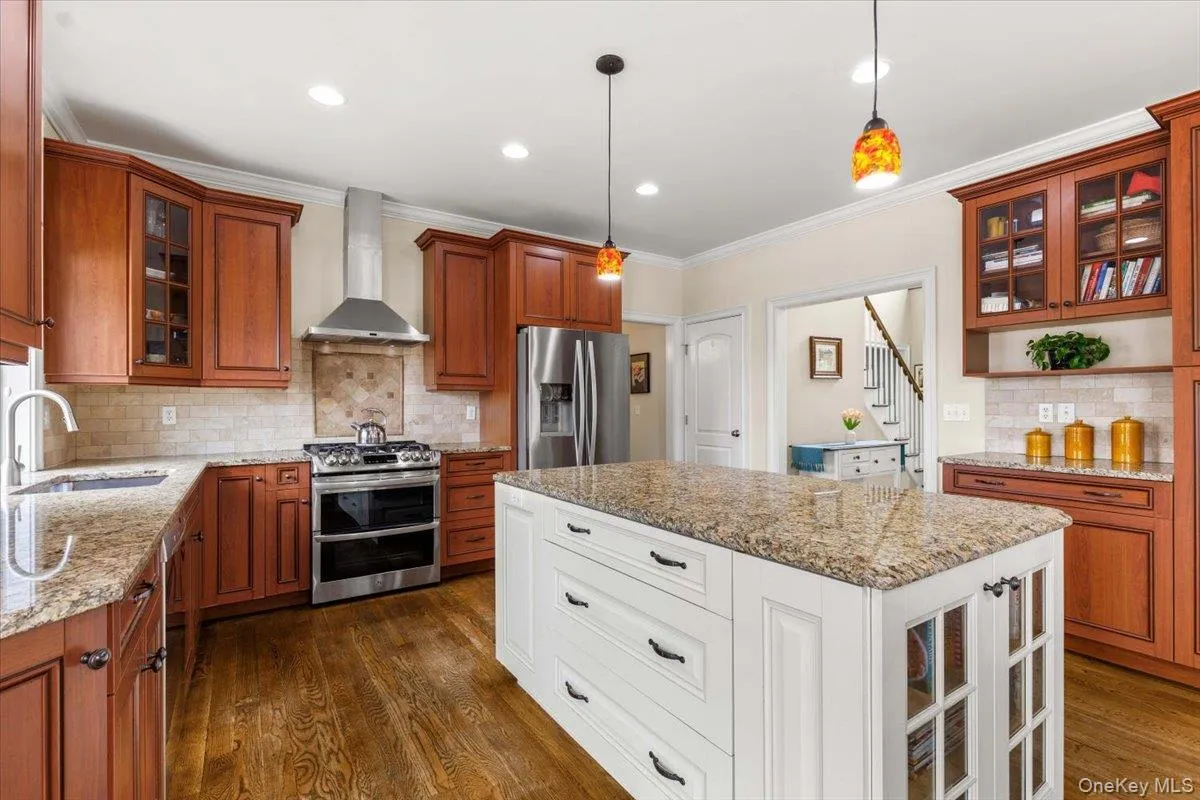 8 Shailin Lane, Southeast, NY, 4 Bedrooms Bedrooms, 10 Rooms Rooms,2 BathroomsBathrooms,Residential,For Rent,Shailin,0,1008888 8 Shailin Lane, Southeast, NY, 4 Bedrooms Bedrooms, 10 Rooms Rooms,2 BathroomsBathrooms,Residential,For Rent,Shailin,0,1008888