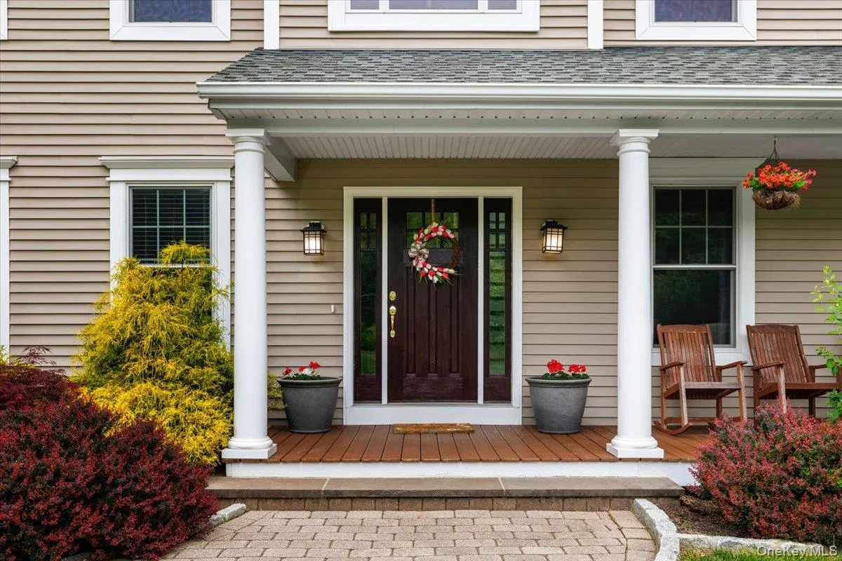 8 Shailin Lane, Southeast, NY, 4 Bedrooms Bedrooms, 10 Rooms Rooms,2 BathroomsBathrooms,Residential,For Rent,Shailin,0,1008888 8 Shailin Lane, Southeast, NY, 4 Bedrooms Bedrooms, 10 Rooms Rooms,2 BathroomsBathrooms,Residential,For Rent,Shailin,0,1008888