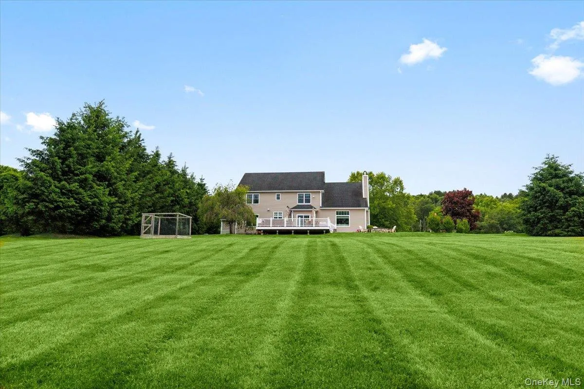 8 Shailin Lane, Southeast, NY, 4 Bedrooms Bedrooms, 10 Rooms Rooms,2 BathroomsBathrooms,Residential,For Rent,Shailin,0,1008888 8 Shailin Lane, Southeast, NY, 4 Bedrooms Bedrooms, 10 Rooms Rooms,2 BathroomsBathrooms,Residential,For Rent,Shailin,0,1008888