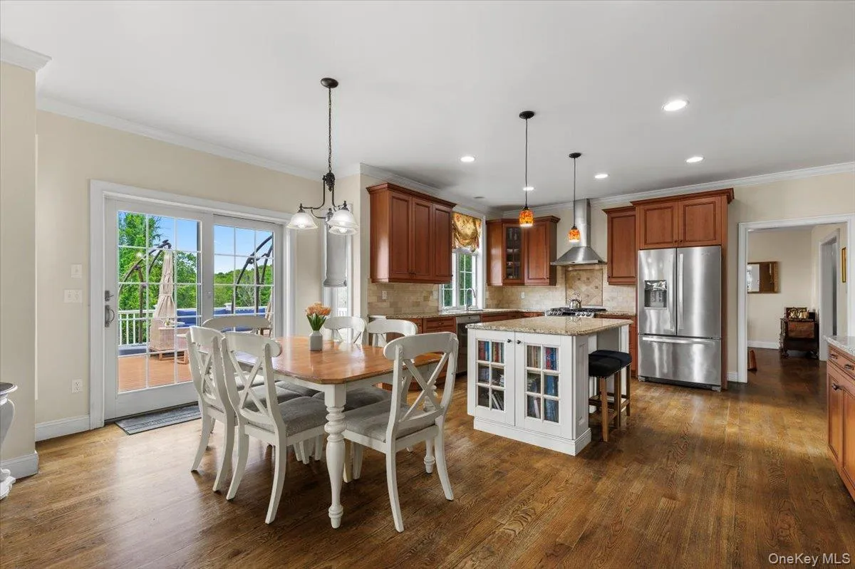 8 Shailin Lane, Southeast, NY, 4 Bedrooms Bedrooms, 10 Rooms Rooms,2 BathroomsBathrooms,Residential,For Rent,Shailin,0,1008888 8 Shailin Lane, Southeast, NY, 4 Bedrooms Bedrooms, 10 Rooms Rooms,2 BathroomsBathrooms,Residential,For Rent,Shailin,0,1008888