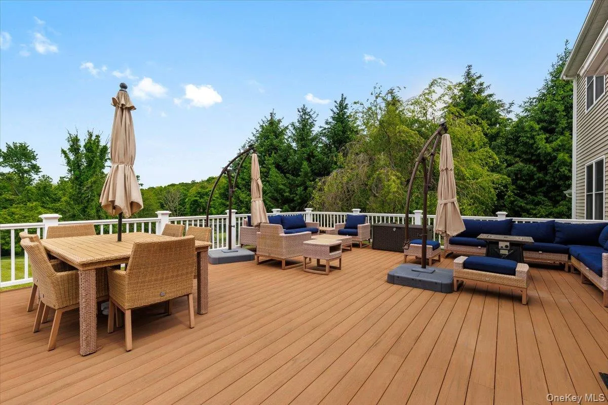 8 Shailin Lane, Southeast, NY, 4 Bedrooms Bedrooms, 10 Rooms Rooms,2 BathroomsBathrooms,Residential,For Rent,Shailin,0,1008888 8 Shailin Lane, Southeast, NY, 4 Bedrooms Bedrooms, 10 Rooms Rooms,2 BathroomsBathrooms,Residential,For Rent,Shailin,0,1008888