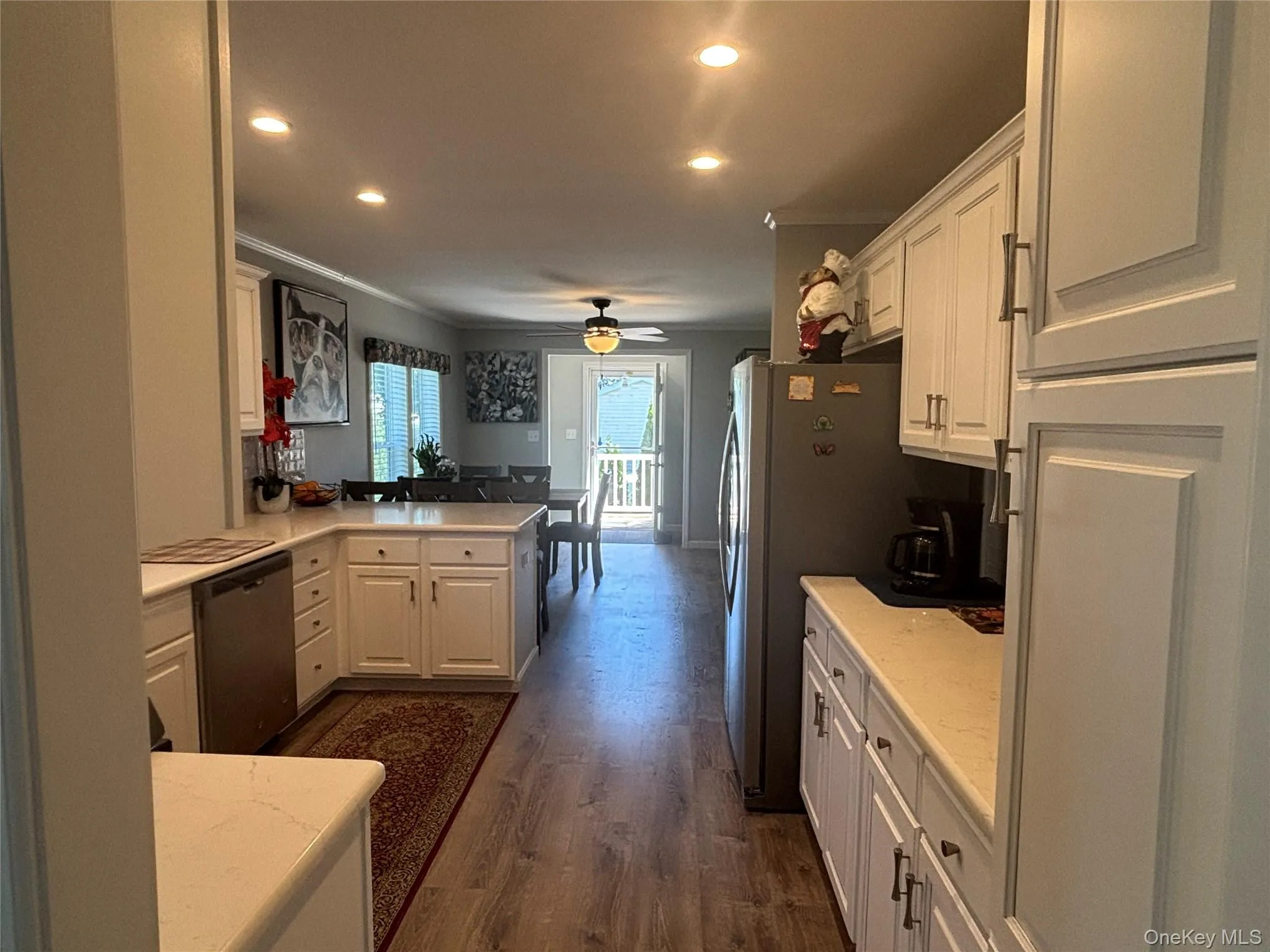1661 Old Country, Riverhead, NY, 2 Bedrooms Bedrooms, 5 Rooms Rooms,2 BathroomsBathrooms,Residential,For Rent,Old Country,0,1008889 1661 Old Country, Riverhead, NY, 2 Bedrooms Bedrooms, 5 Rooms Rooms,2 BathroomsBathrooms,Residential,For Rent,Old Country,0,1008889