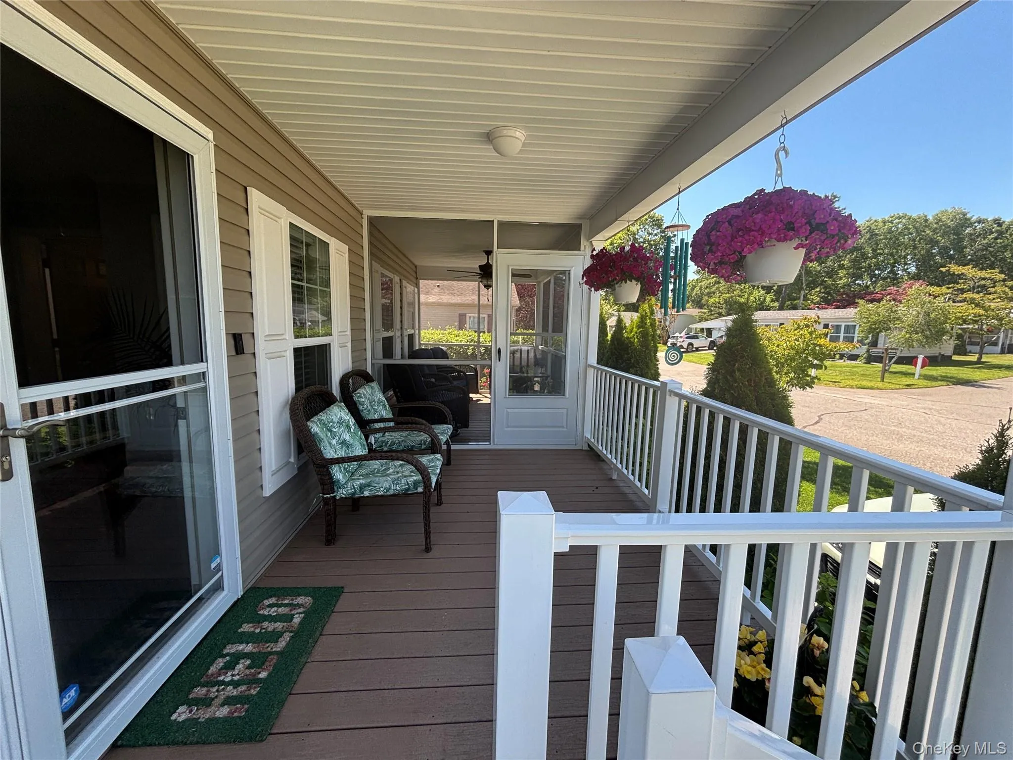 1661 Old Country, Riverhead, NY, 2 Bedrooms Bedrooms, 5 Rooms Rooms,2 BathroomsBathrooms,Residential,For Rent,Old Country,0,1008889 1661 Old Country, Riverhead, NY, 2 Bedrooms Bedrooms, 5 Rooms Rooms,2 BathroomsBathrooms,Residential,For Rent,Old Country,0,1008889