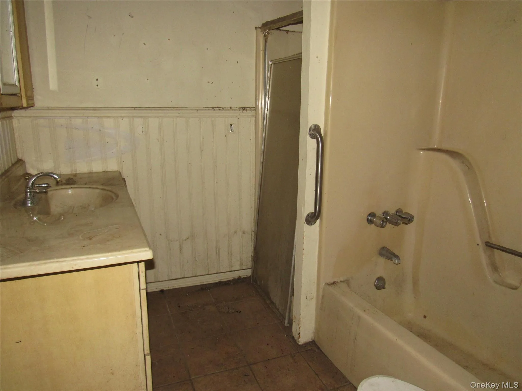 27 Lake Claire Drive, Middletown, NY, 2 Bedrooms Bedrooms, 5 Rooms Rooms,1 BathroomBathrooms,Residential,For Rent,Lake Claire,0,1008895 27 Lake Claire Drive, Middletown, NY, 2 Bedrooms Bedrooms, 5 Rooms Rooms,1 BathroomBathrooms,Residential,For Rent,Lake Claire,0,1008895