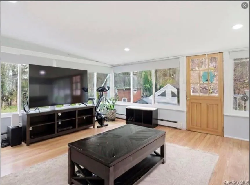 168 Hartsdale Avenue, Greenburgh, NY, 3 Bedrooms Bedrooms, 9 Rooms Rooms,3 BathroomsBathrooms,Residential,For Rent,Hartsdale,0,1008897 168 Hartsdale Avenue, Greenburgh, NY, 3 Bedrooms Bedrooms, 9 Rooms Rooms,3 BathroomsBathrooms,Residential,For Rent,Hartsdale,0,1008897
