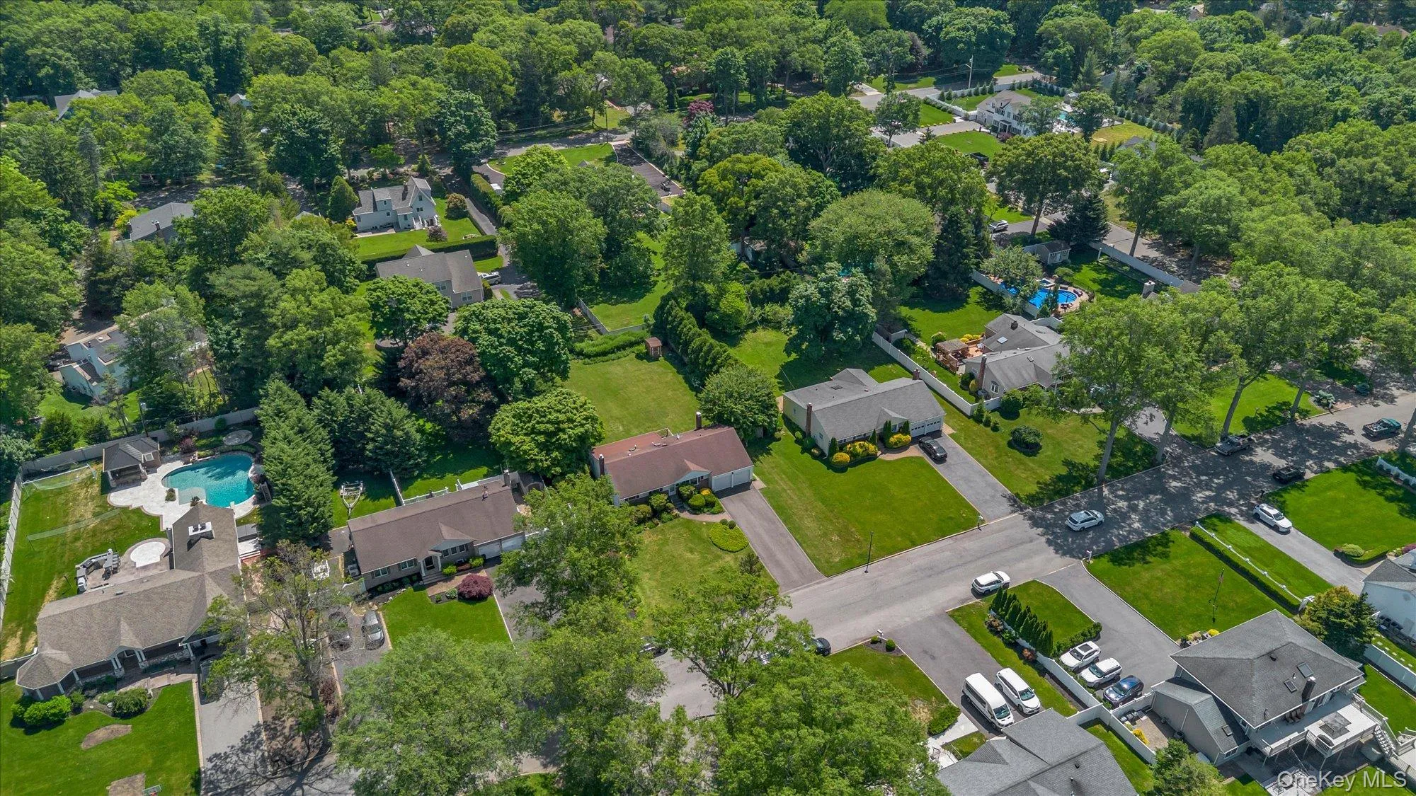24 Eastover Drive, Huntington, NY, 3 Bedrooms Bedrooms, 7 Rooms Rooms,2 BathroomsBathrooms,Residential,For Rent,Eastover,0,1008898 24 Eastover Drive, Huntington, NY, 3 Bedrooms Bedrooms, 7 Rooms Rooms,2 BathroomsBathrooms,Residential,For Rent,Eastover,0,1008898