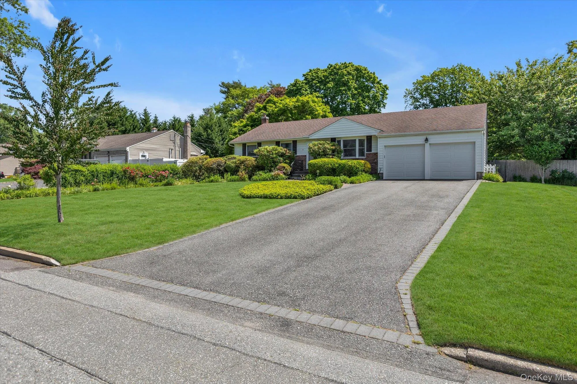 24 Eastover Drive, Huntington, NY, 3 Bedrooms Bedrooms, 7 Rooms Rooms,2 BathroomsBathrooms,Residential,For Rent,Eastover,0,1008898 24 Eastover Drive, Huntington, NY, 3 Bedrooms Bedrooms, 7 Rooms Rooms,2 BathroomsBathrooms,Residential,For Rent,Eastover,0,1008898