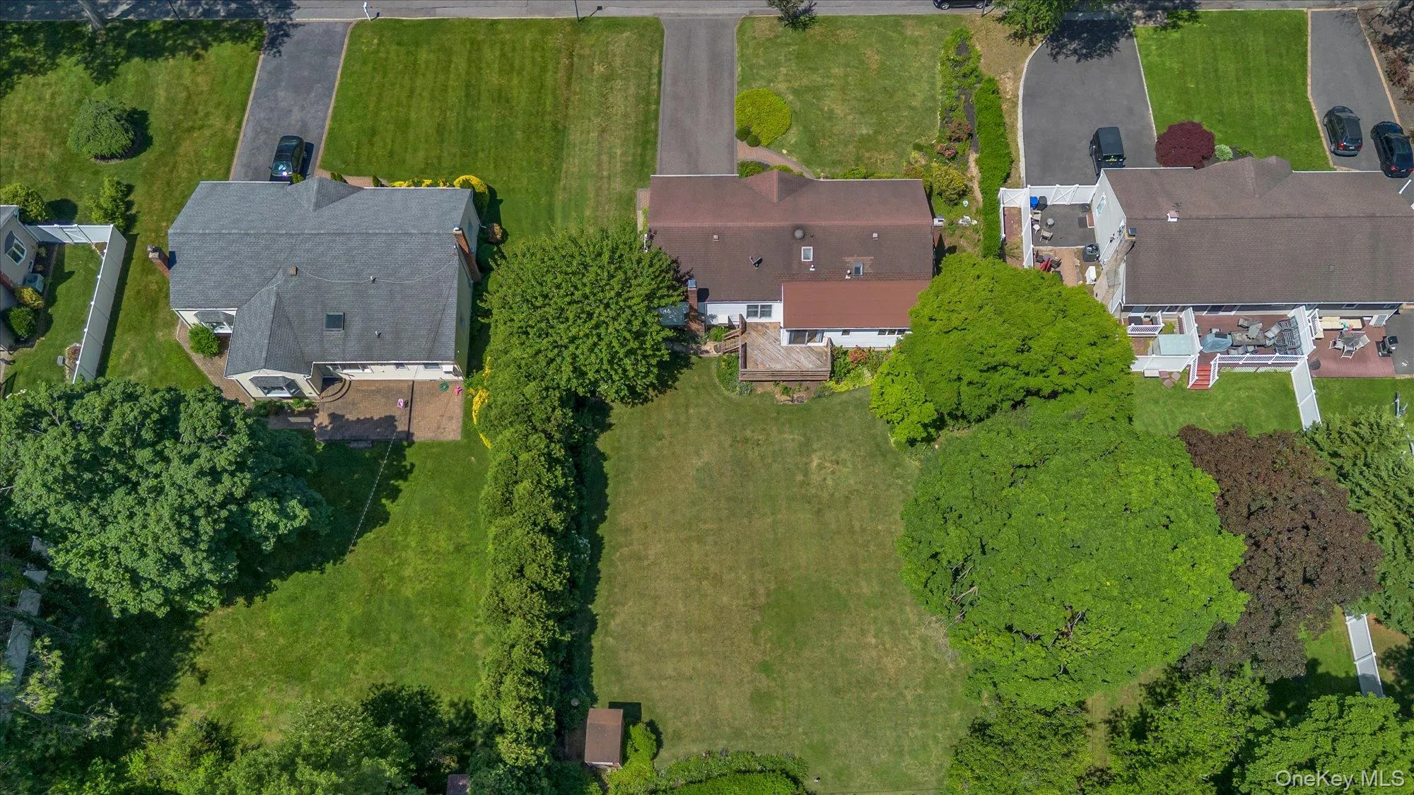24 Eastover Drive, Huntington, NY, 3 Bedrooms Bedrooms, 7 Rooms Rooms,2 BathroomsBathrooms,Residential,For Rent,Eastover,0,1008898 24 Eastover Drive, Huntington, NY, 3 Bedrooms Bedrooms, 7 Rooms Rooms,2 BathroomsBathrooms,Residential,For Rent,Eastover,0,1008898