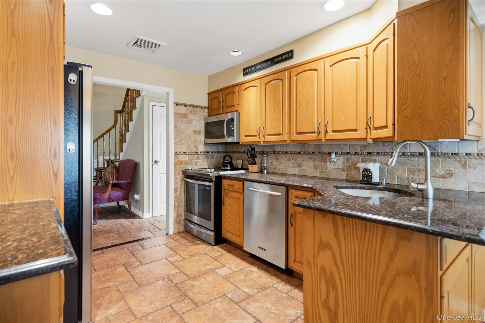 11 Edison Drive, Huntington, NY, 4 Bedrooms Bedrooms, 8 Rooms Rooms,2 BathroomsBathrooms,Residential,For Rent,Edison,0,1008902 11 Edison Drive, Huntington, NY, 4 Bedrooms Bedrooms, 8 Rooms Rooms,2 BathroomsBathrooms,Residential,For Rent,Edison,0,1008902