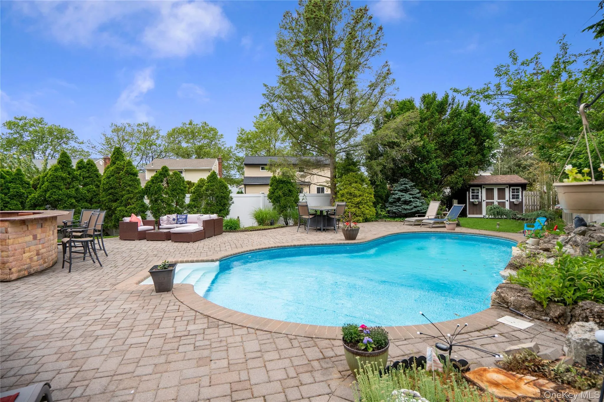 11 Edison Drive, Huntington, NY, 4 Bedrooms Bedrooms, 8 Rooms Rooms,2 BathroomsBathrooms,Residential,For Rent,Edison,0,1008902 11 Edison Drive, Huntington, NY, 4 Bedrooms Bedrooms, 8 Rooms Rooms,2 BathroomsBathrooms,Residential,For Rent,Edison,0,1008902