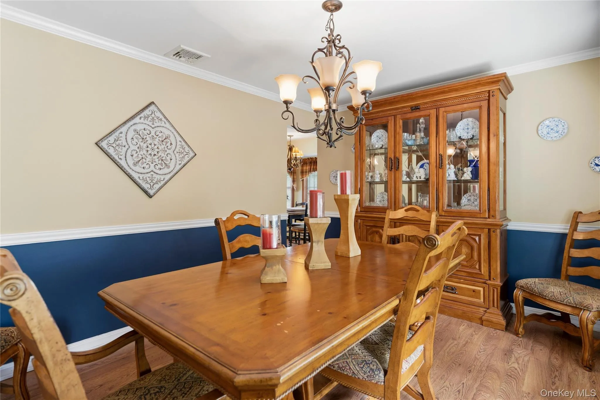 11 Edison Drive, Huntington, NY, 4 Bedrooms Bedrooms, 8 Rooms Rooms,2 BathroomsBathrooms,Residential,For Rent,Edison,0,1008902 11 Edison Drive, Huntington, NY, 4 Bedrooms Bedrooms, 8 Rooms Rooms,2 BathroomsBathrooms,Residential,For Rent,Edison,0,1008902