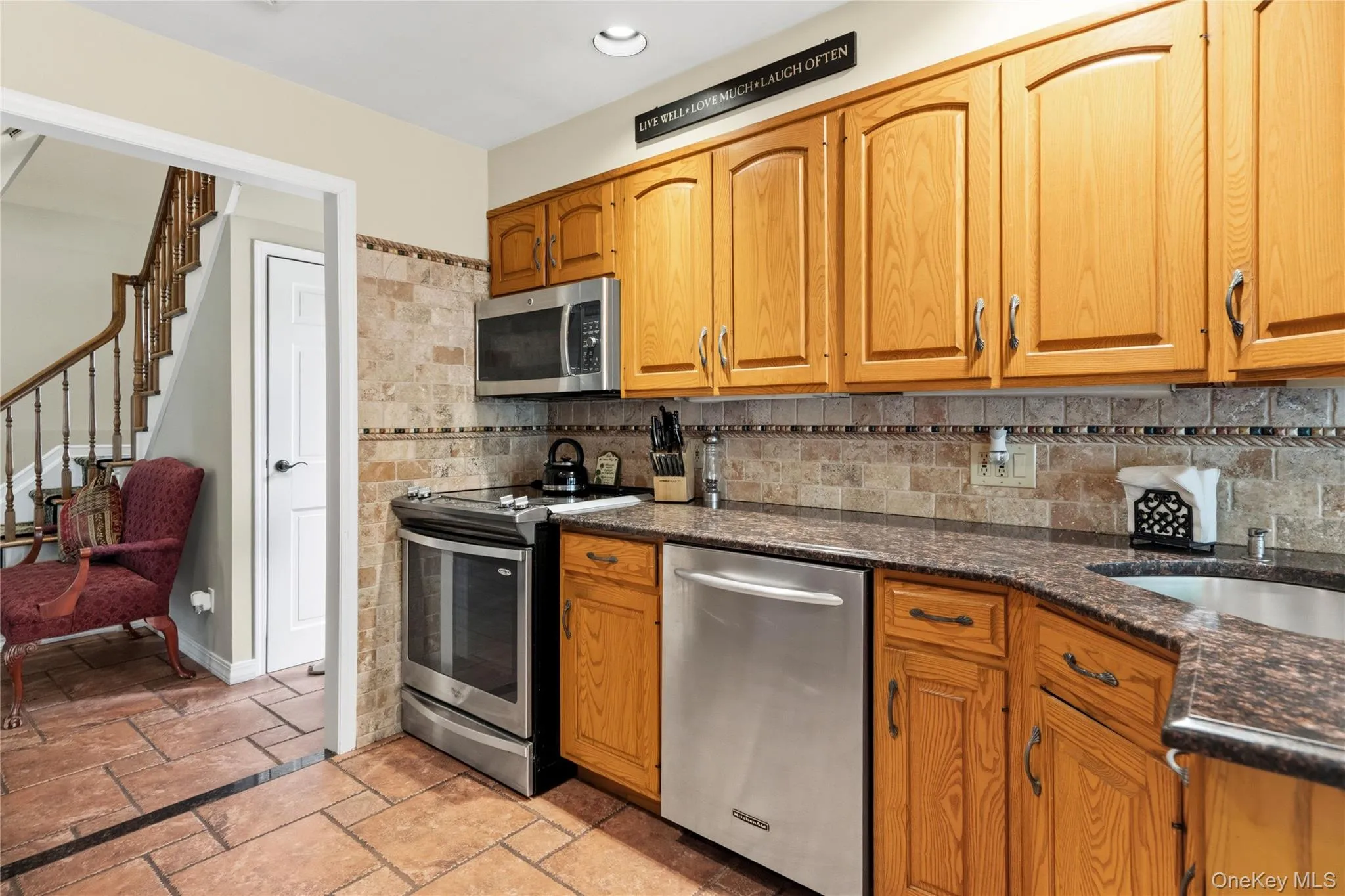 11 Edison Drive, Huntington, NY, 4 Bedrooms Bedrooms, 8 Rooms Rooms,2 BathroomsBathrooms,Residential,For Rent,Edison,0,1008902 11 Edison Drive, Huntington, NY, 4 Bedrooms Bedrooms, 8 Rooms Rooms,2 BathroomsBathrooms,Residential,For Rent,Edison,0,1008902